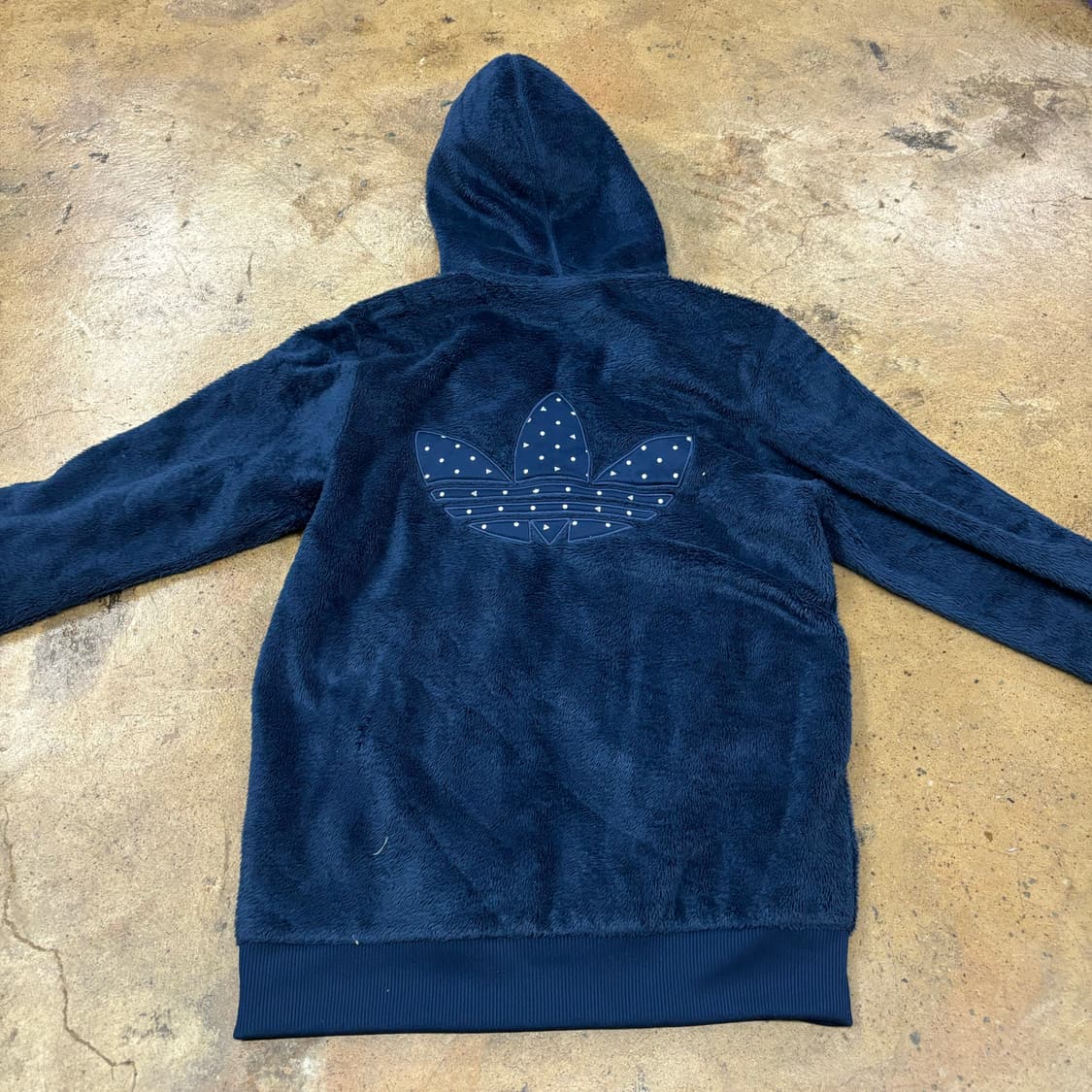 아디다스 네이비 백로고 후리스 후드집업 85 상품이미지4