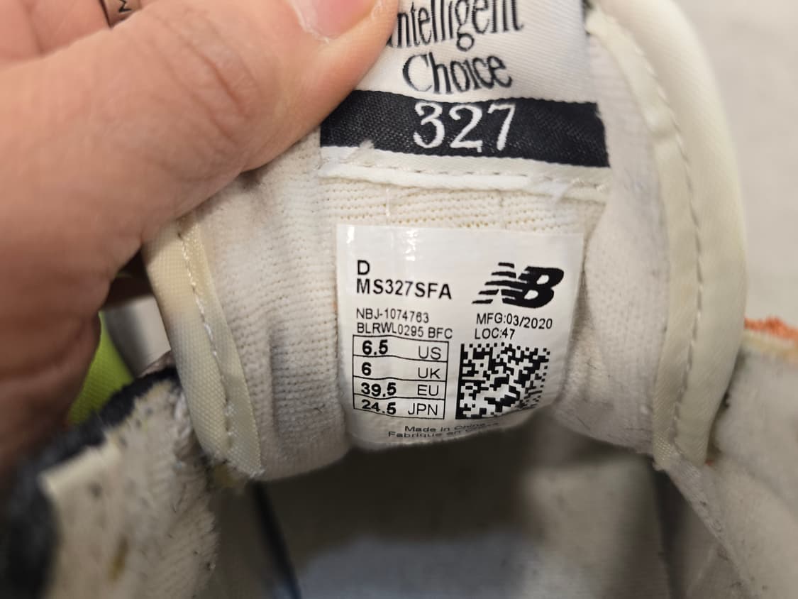 뉴발란스 327 에너지라임 운동화 245 상품이미지7