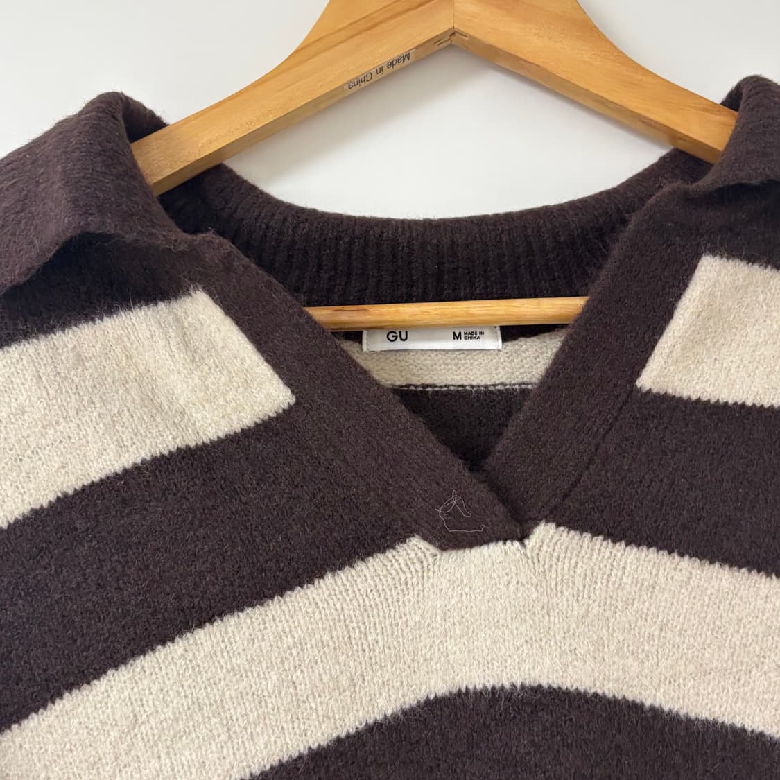 GU 스트라이프 카라 니트 상품이미지2