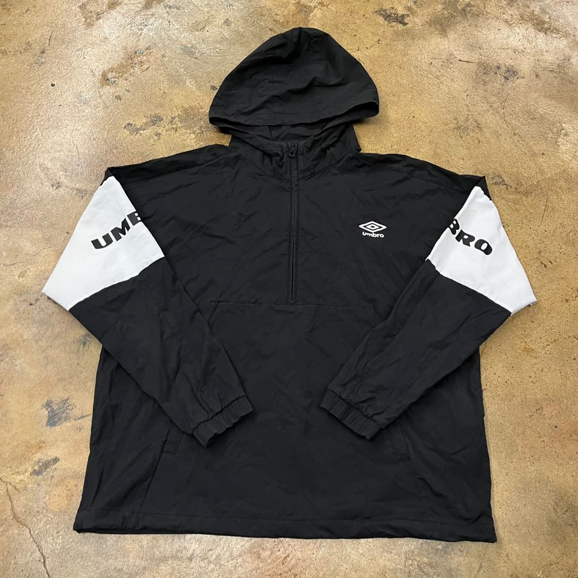 [정품/L] 엄브로 블랙 후드 바람막이 자켓 b15 상품이미지2