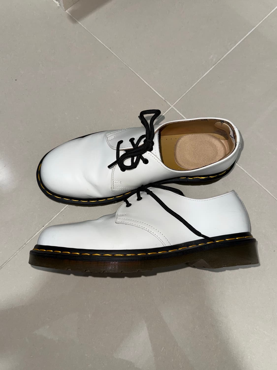 닥터마틴 1461 스무스 화이트 상품이미지2