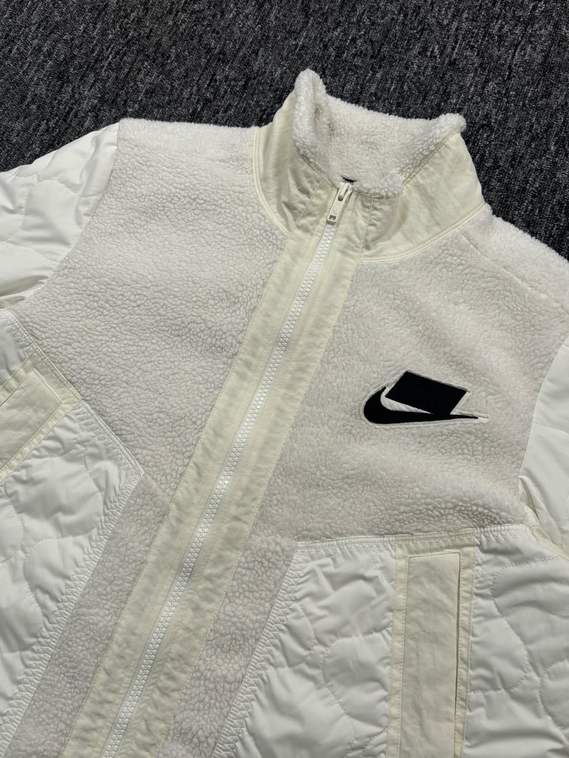 나이키 화이트 플리스 집업 자켓 상품이미지4