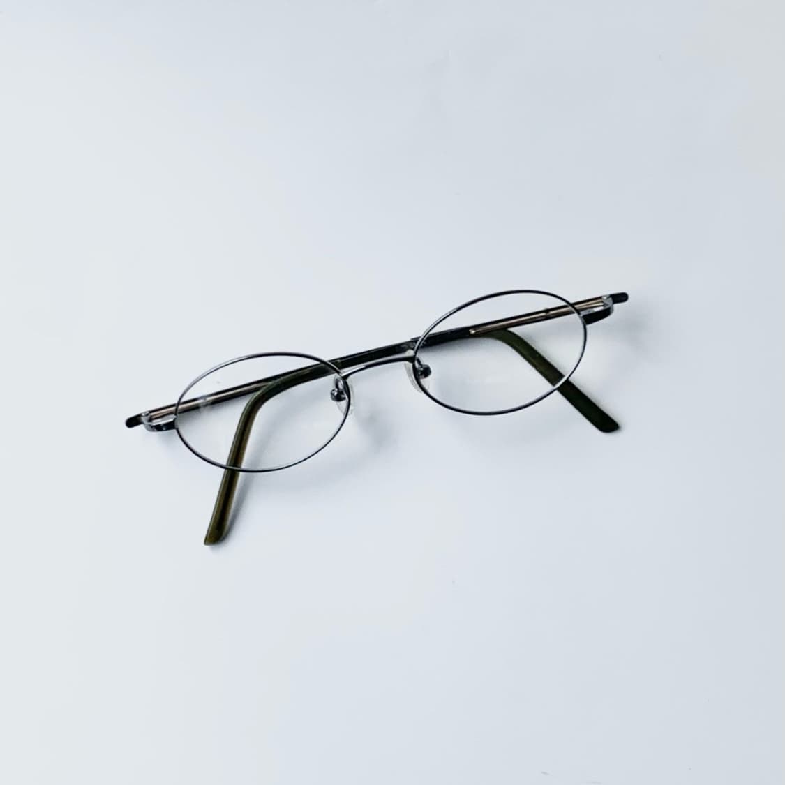 [픽키-694] 건메탈 풀프레임 오벌 안경 슬림 라운드 메탈 프레임 상품이미지6
