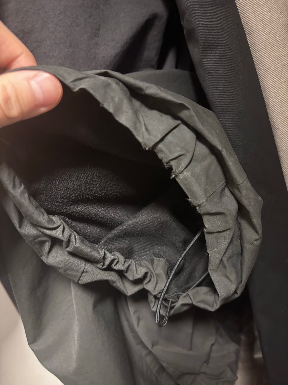 [M] 아모멘토, 24FW 코튼 나일론 퍼티그 팬츠, 블랙 상품이미지7