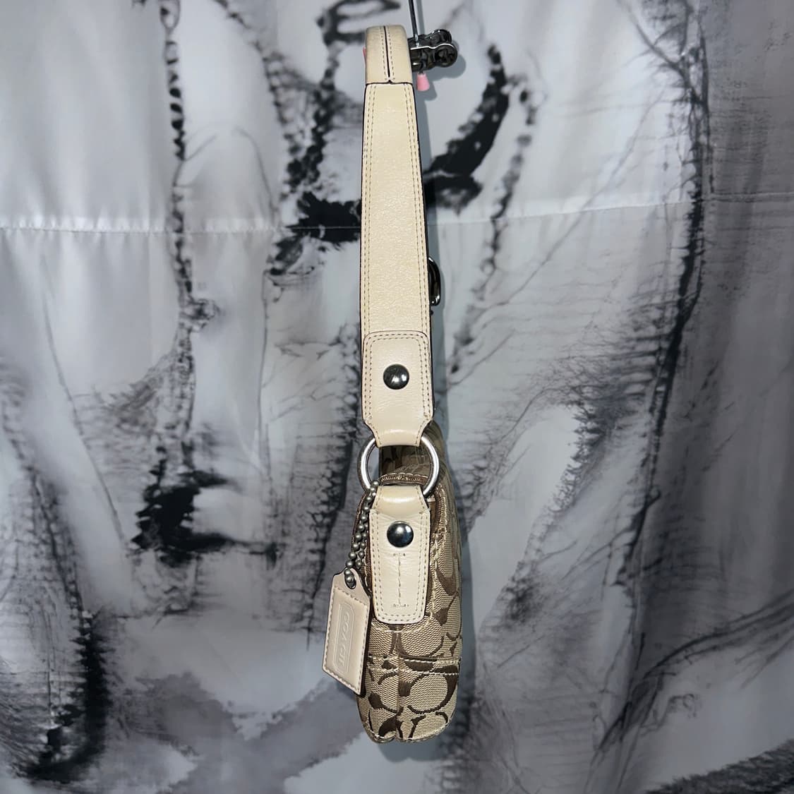 코치 숄더백 상품이미지4