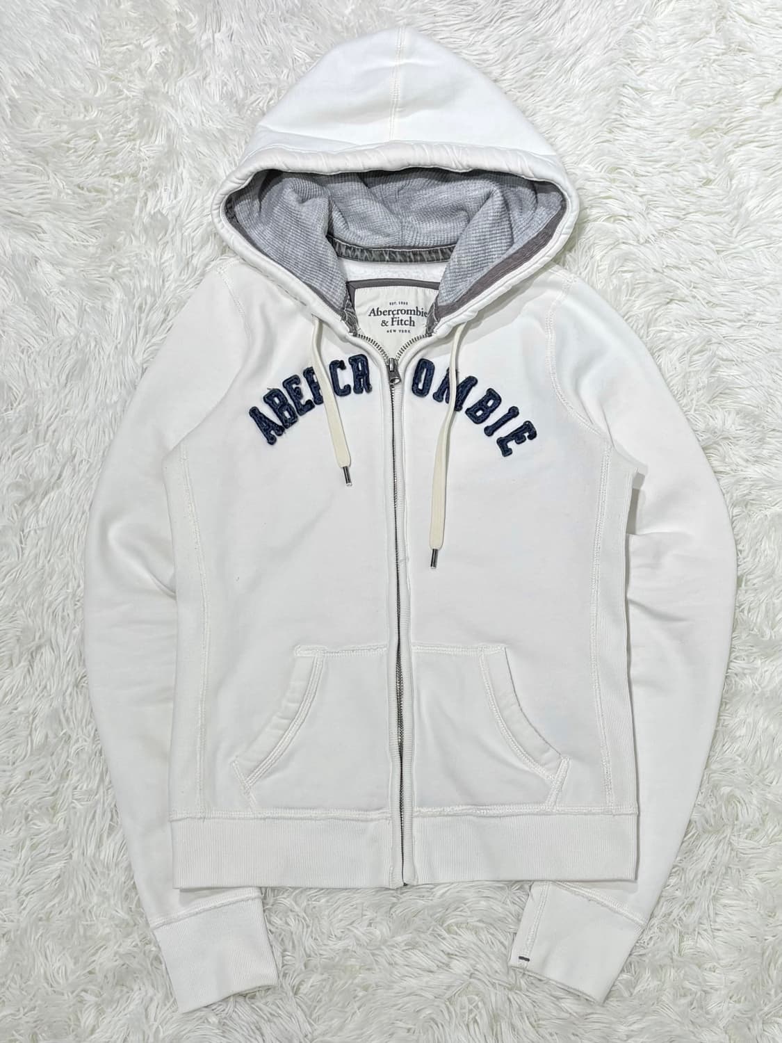 아베크롬비 화이트 빅로고 후드집업 상품이미지4