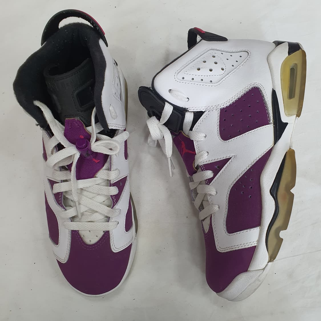 나이키 에어조던6 레트로 포마인 (공용250) 상품이미지1