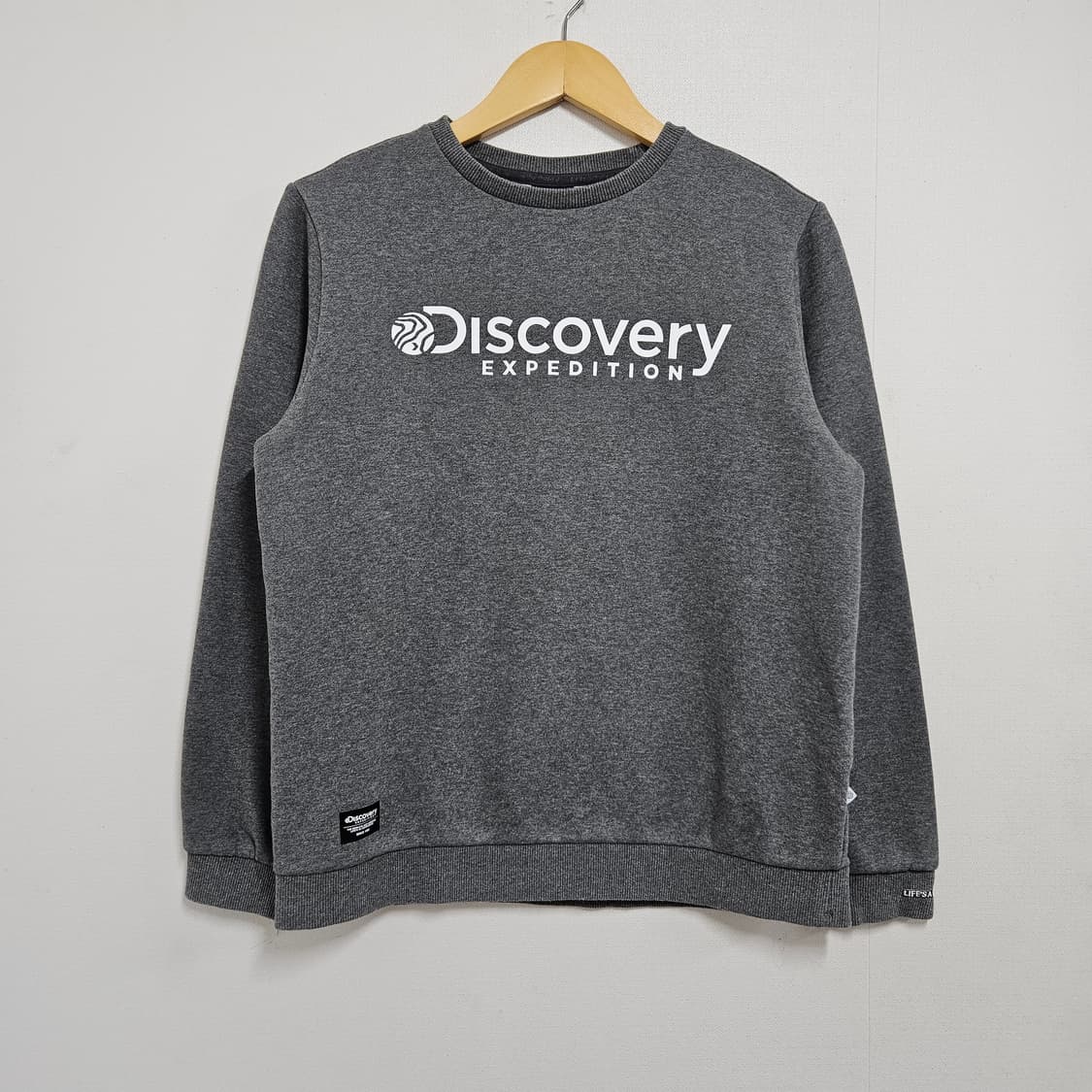 95 디스커버리 차콜 기모 맨투맨 상품이미지1