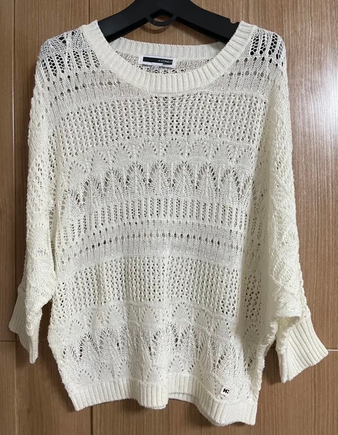 에이치커넥트 여름 니트 상품이미지1