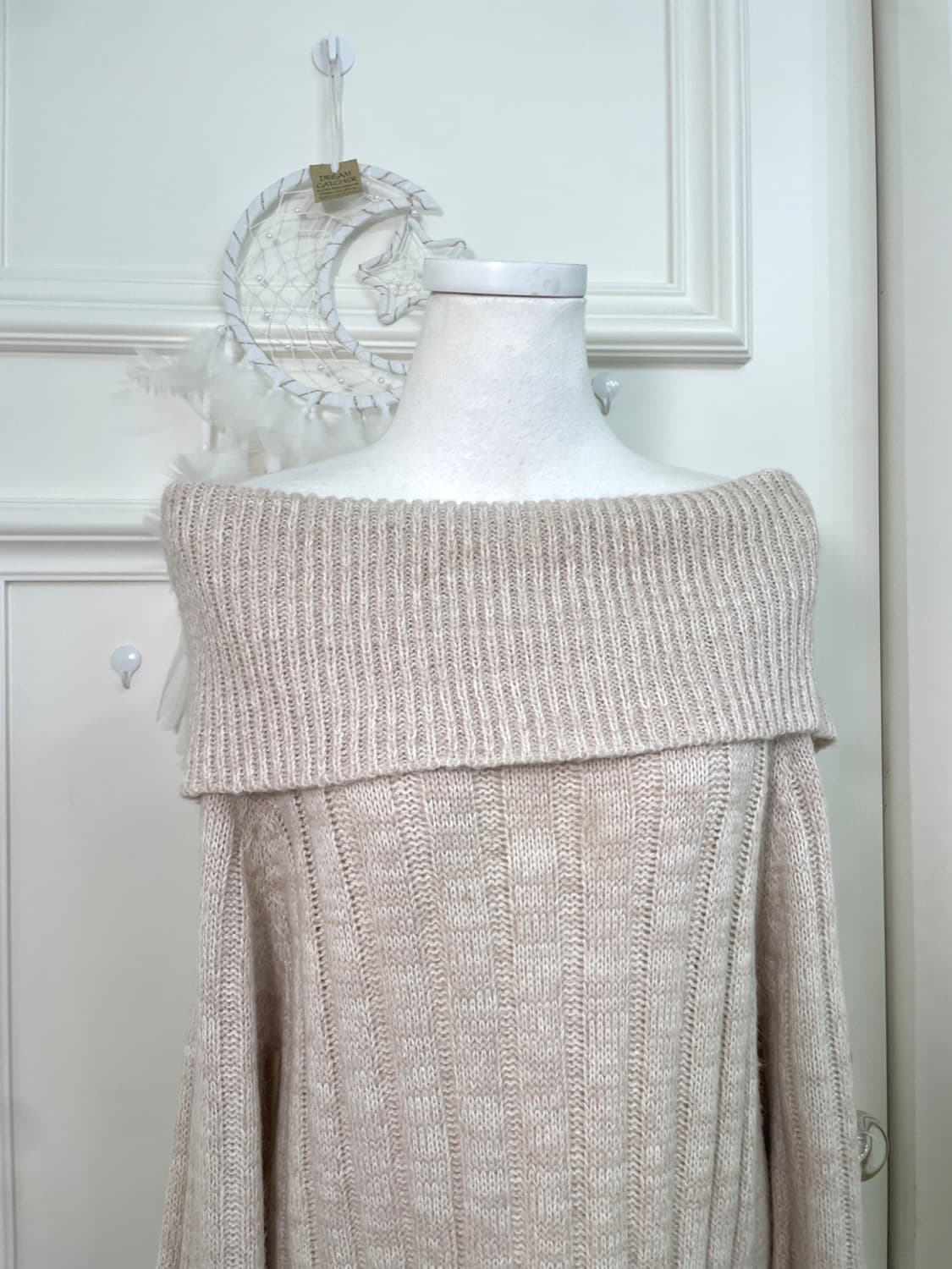 sheer pinkivory lovely off-shoulder swea 상품이미지6