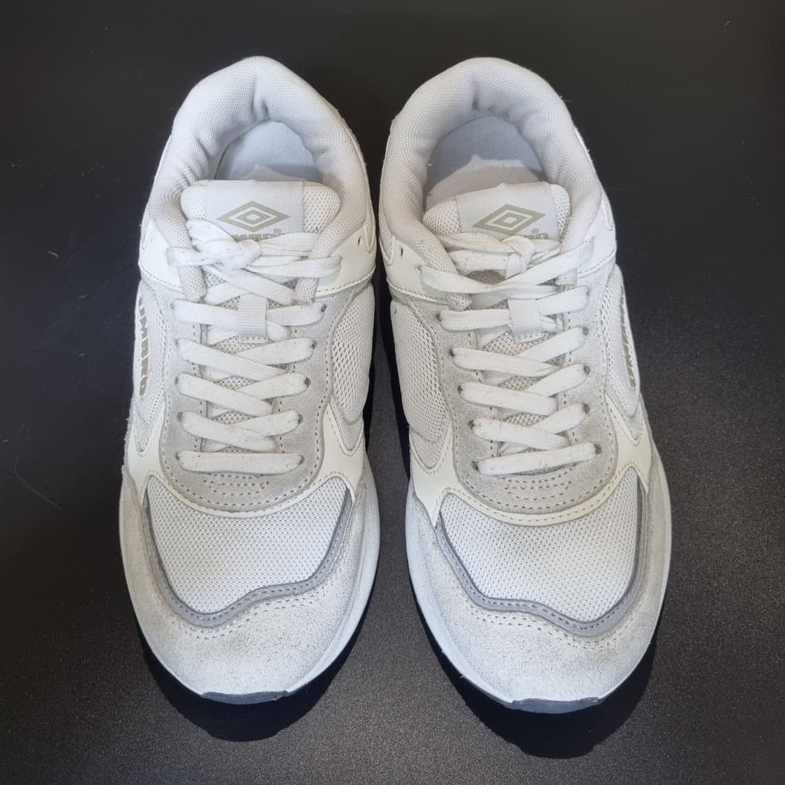 엄브로 헤네시조거 운동화250 상품이미지2