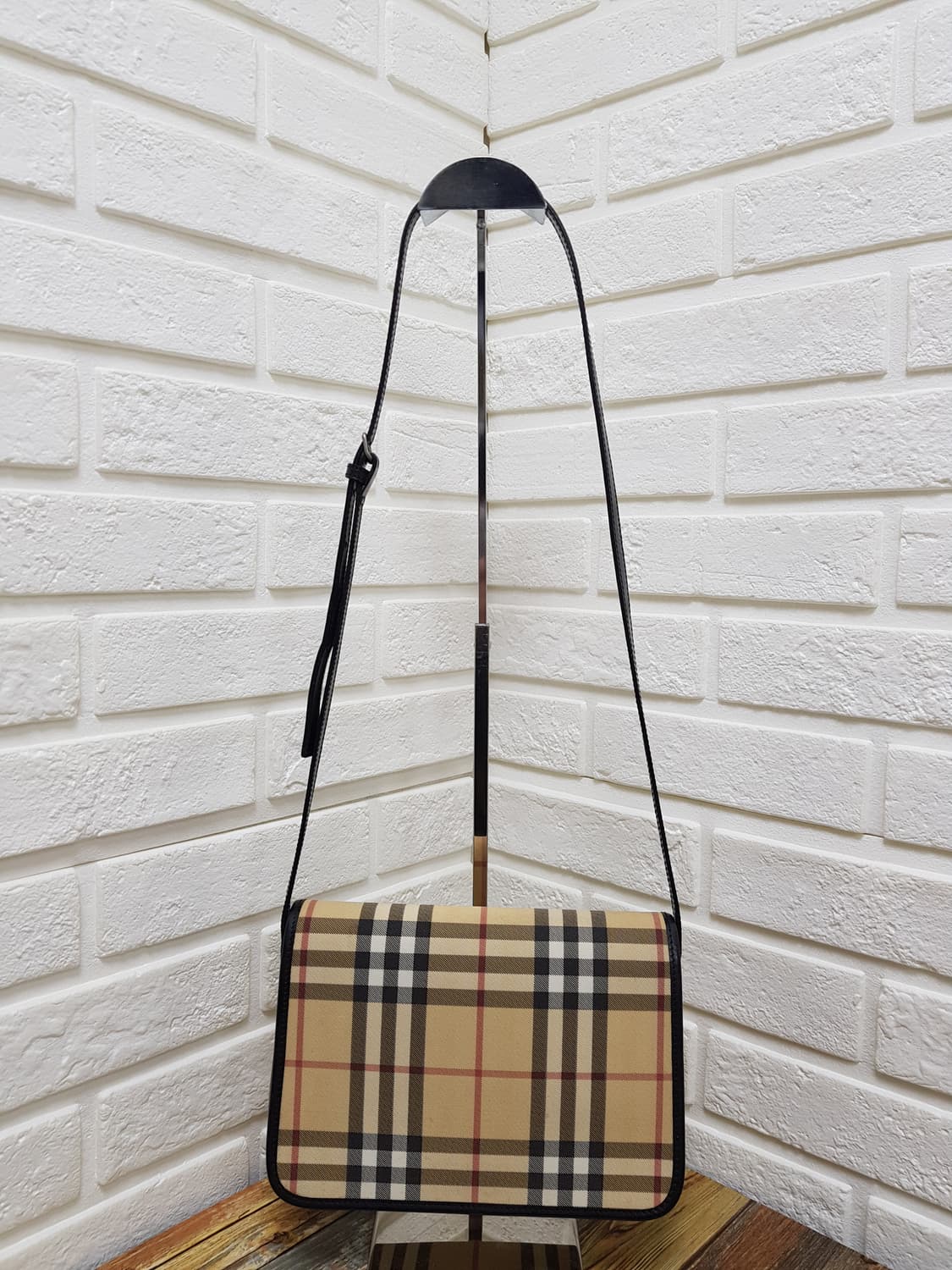 [정품] 버버리 클래식 체크 숄더백 상품이미지2