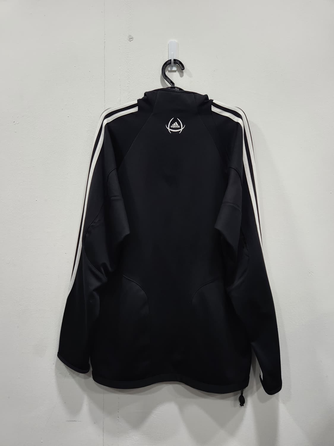 아디다스 에스쿠도 트레이닝 탑 남성 105사이즈 상품이미지3