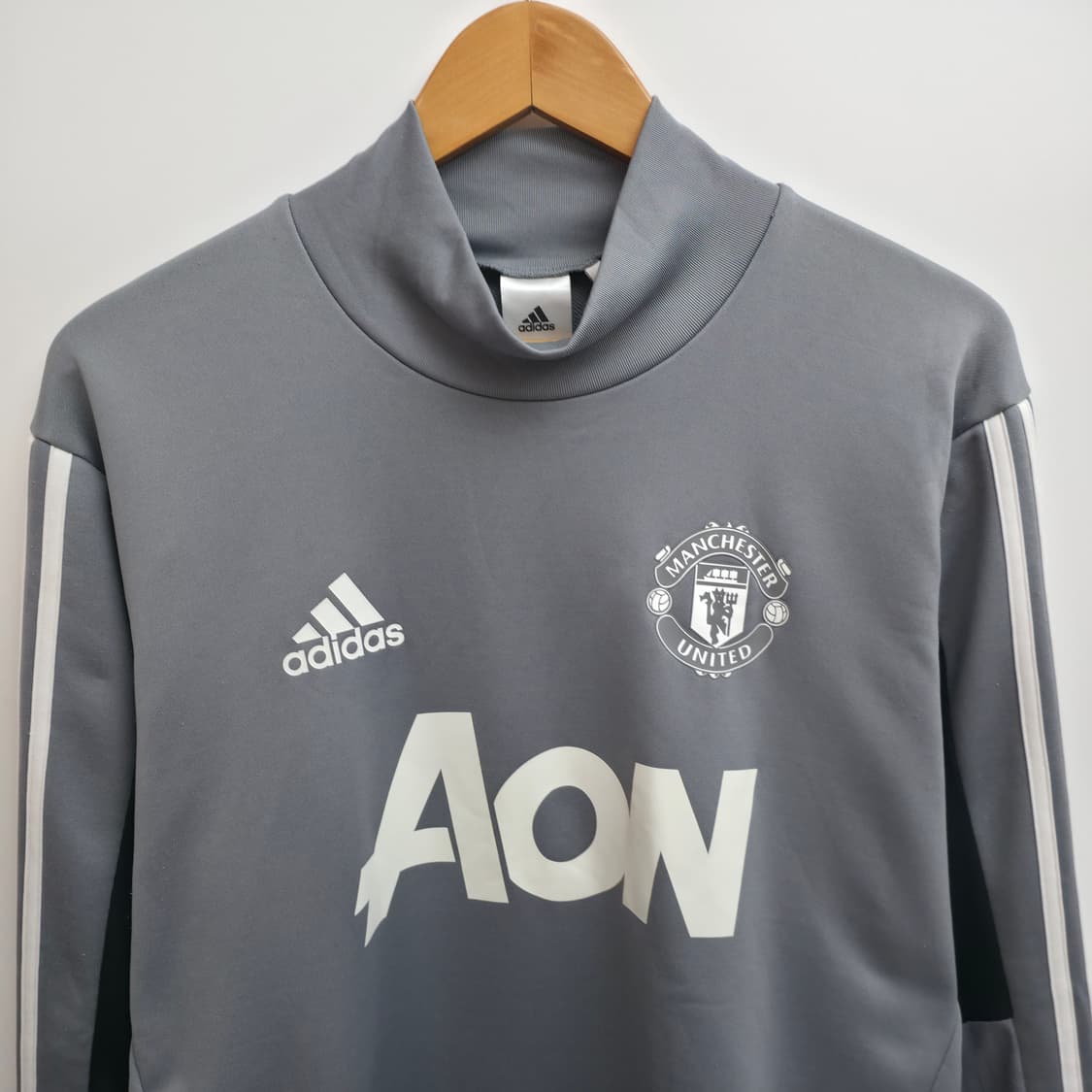 [XXL] 아디다스 맨유 그레이 트레이닝 탑 상품이미지2