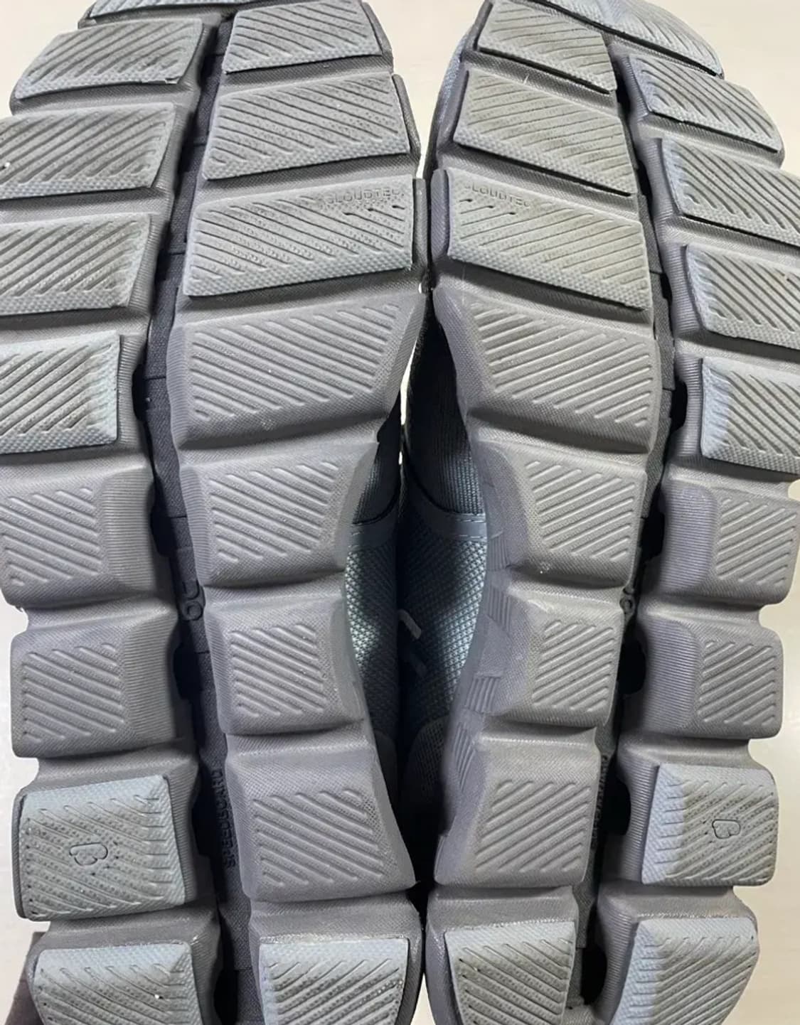 온러닝 미스트락 x3 265 EU42 상품이미지4