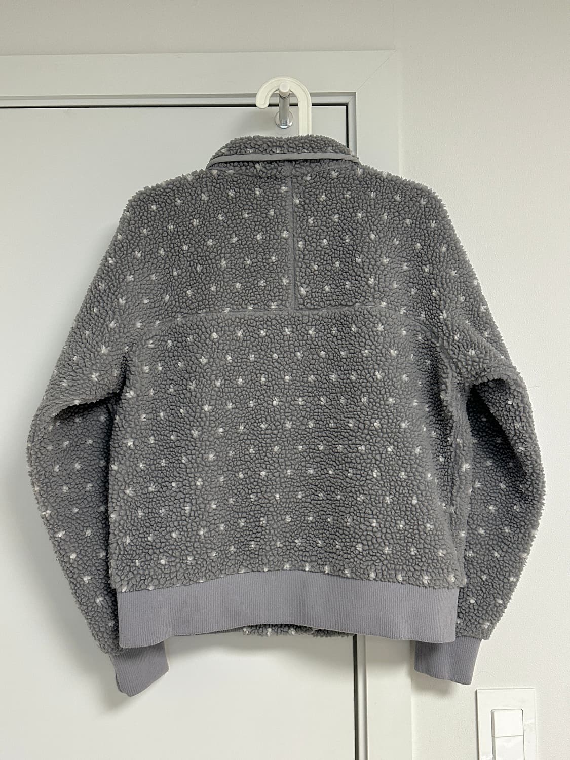 파타고니아 도트 땡땡이 플리스 자켓 그레이 상품이미지3