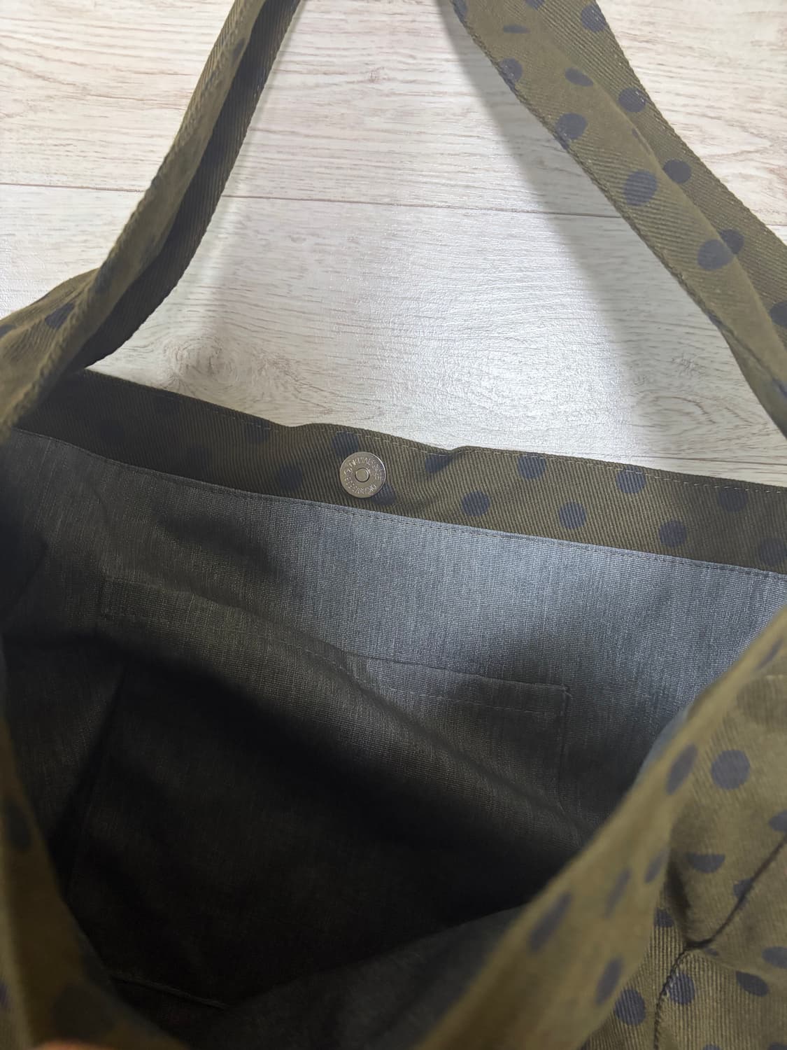 미스백 도트 숄더백 카키 상품이미지2