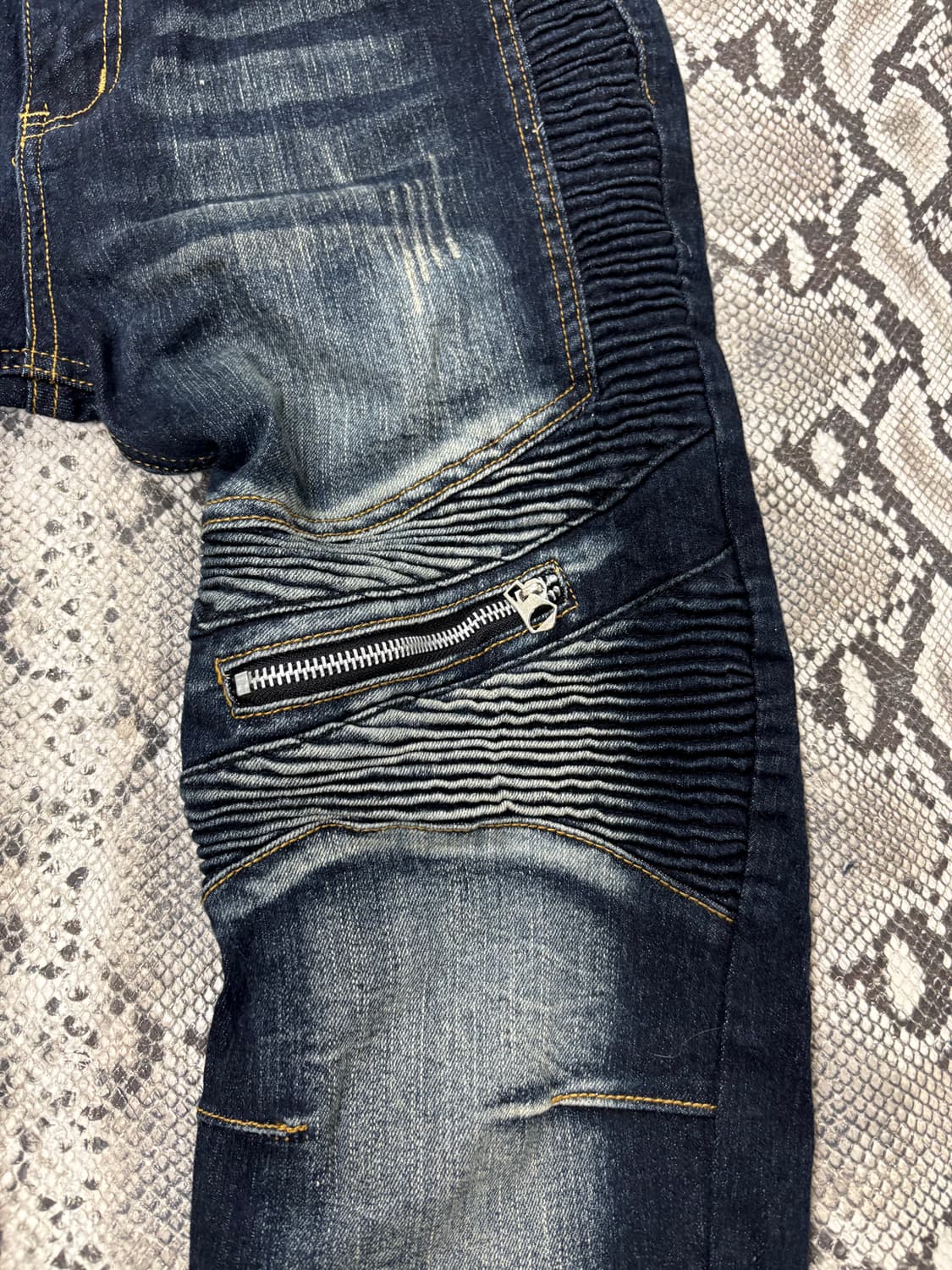 “Vintage” Denim Biker Pants 상품이미지4