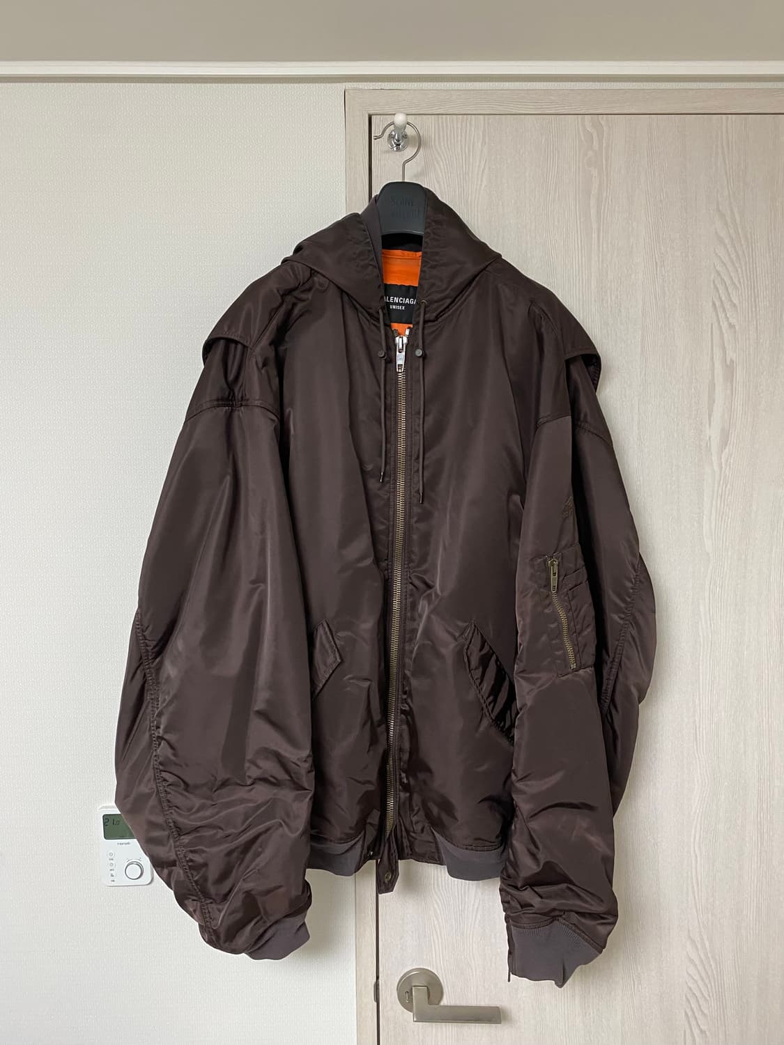 (5) 발렌시아가 3B봄버 브라운 자켓 상품이미지1