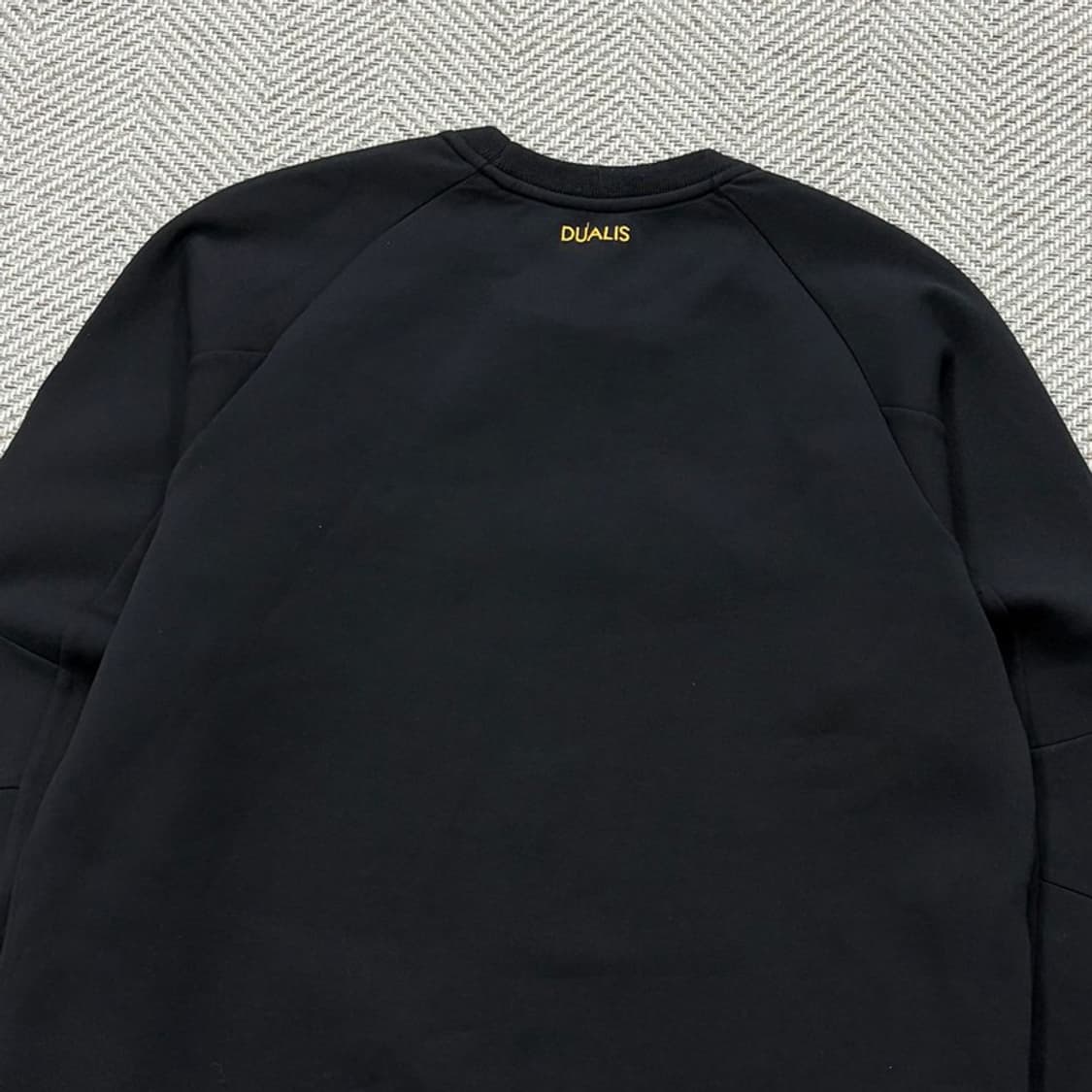 데상트 베이직 맨투맨 v2412 상품이미지4