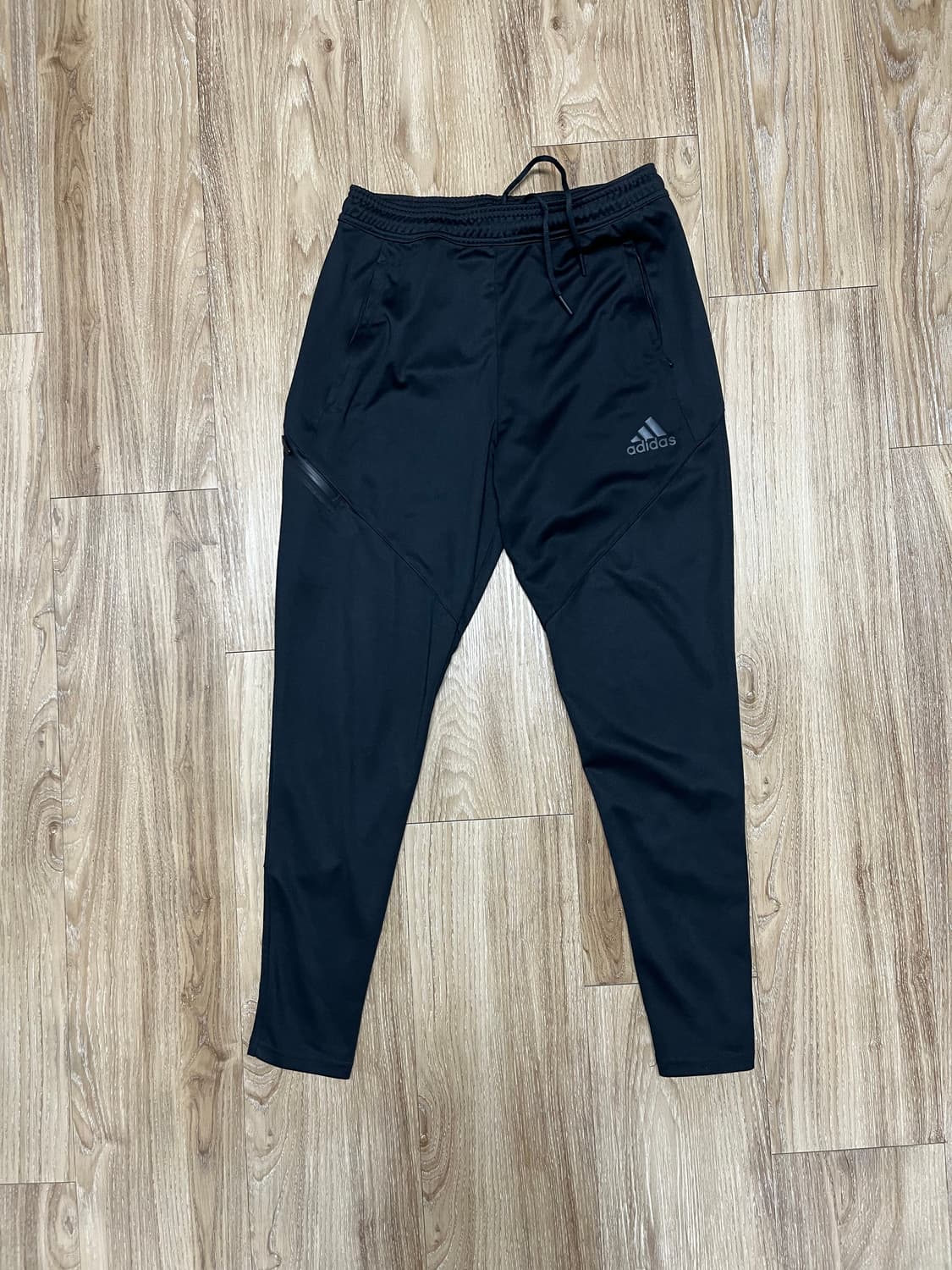 아디다스 탄 UT 트랙팬츠 M 상품이미지1