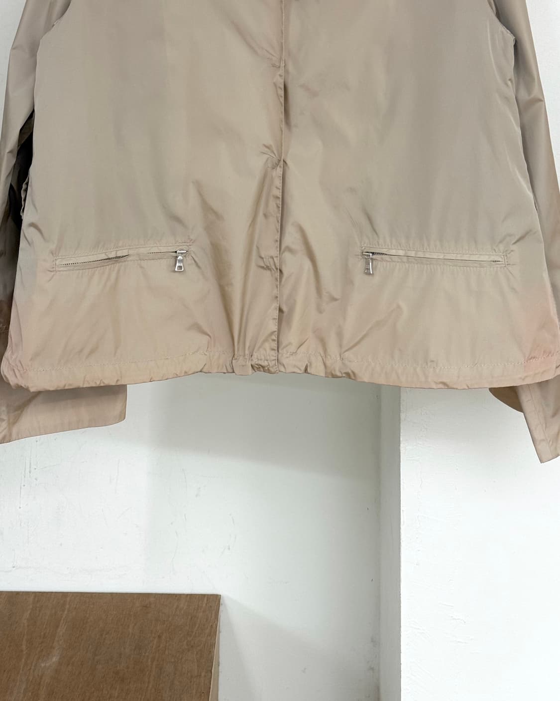 프라다 베이지 테크니컬 자켓 상품이미지5