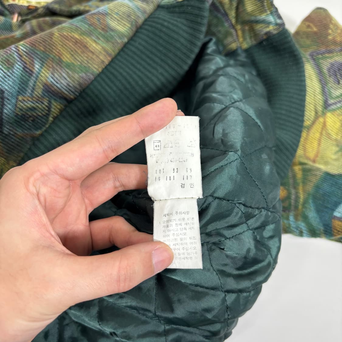 L 105 에드윈 오버핏 누빔 코듀로이 그라피티점퍼 상품이미지6