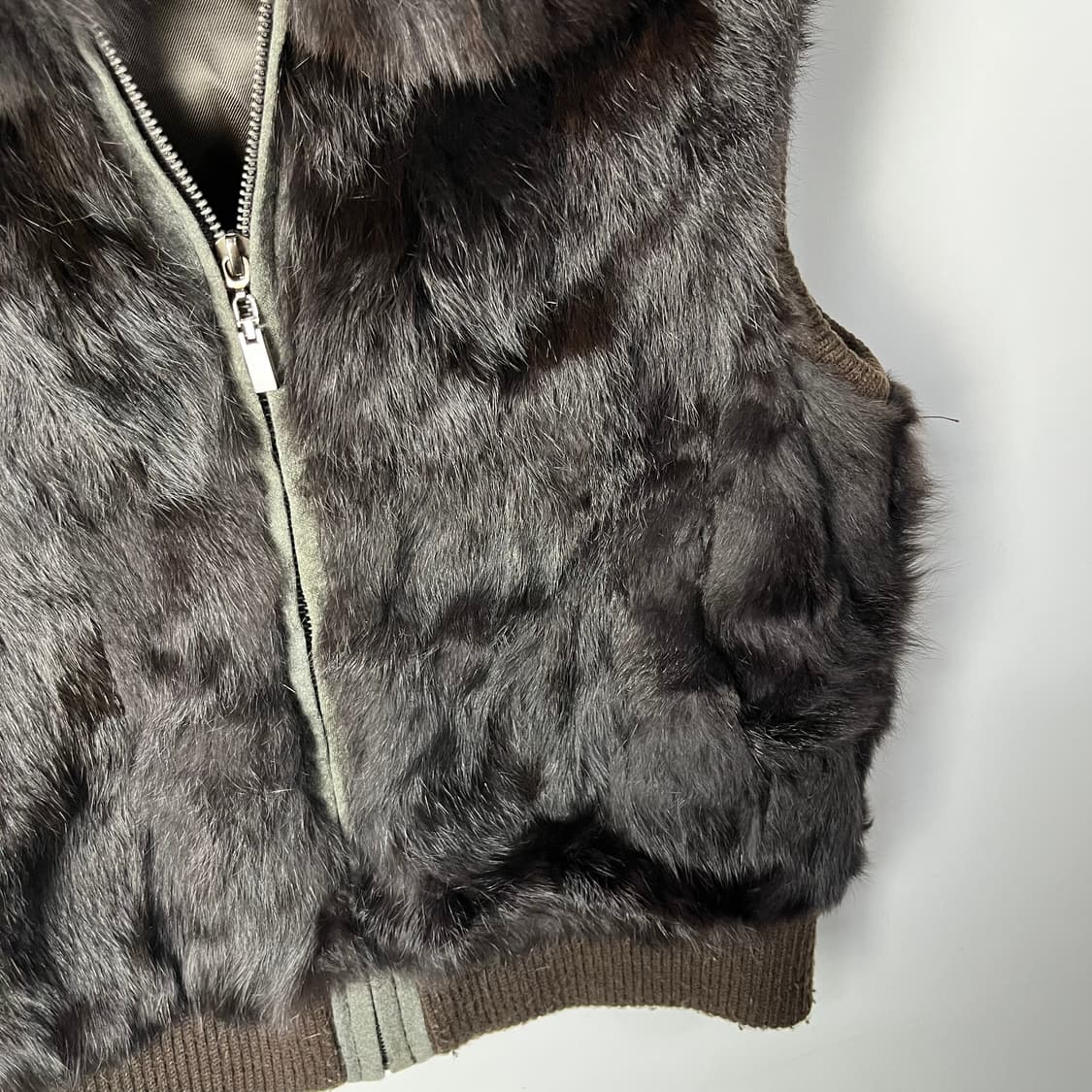 [KASIBADY] 카시바디 폭스/래빗퍼 집업 베스트 상품이미지3