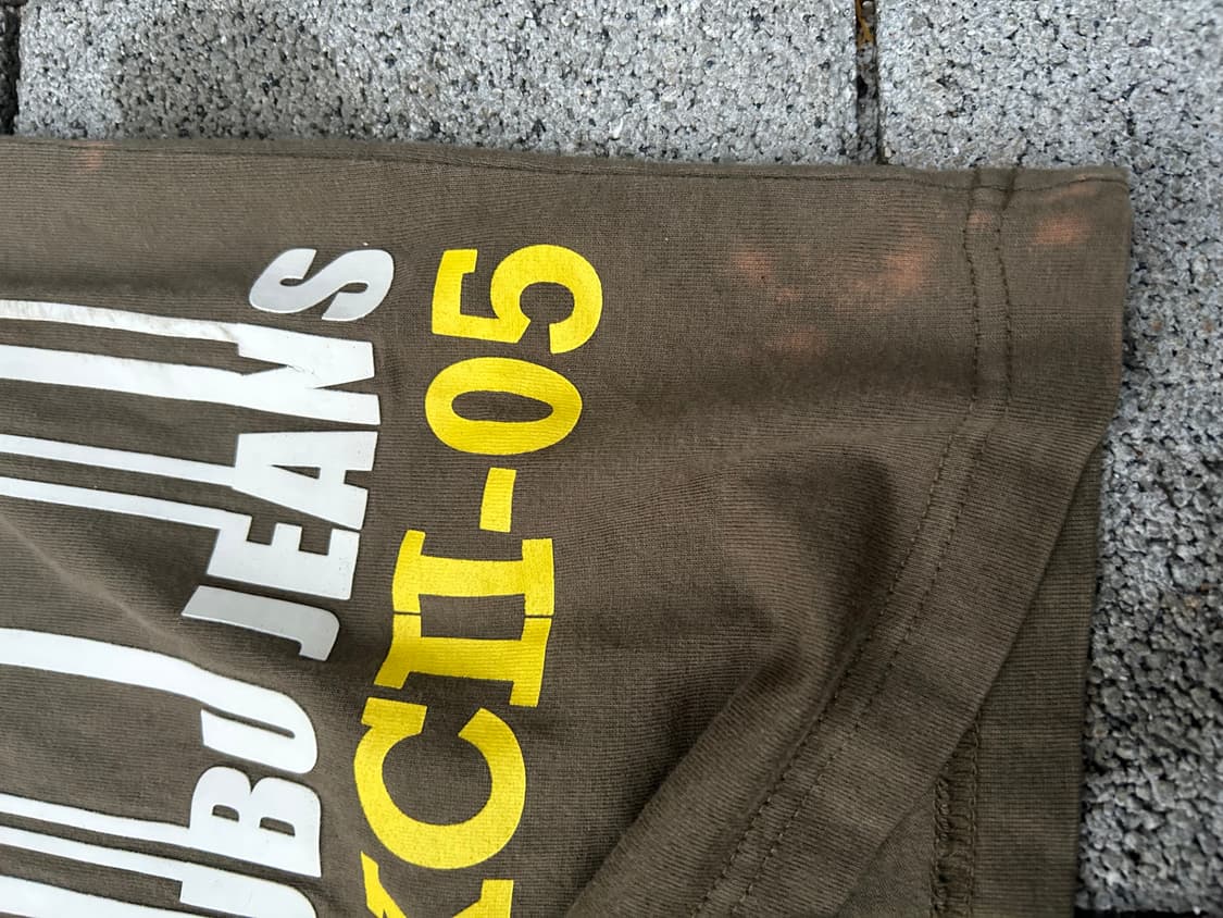 2000s fubu 올드그쿨 카키 프린팅 롱슬리브 상품이미지4