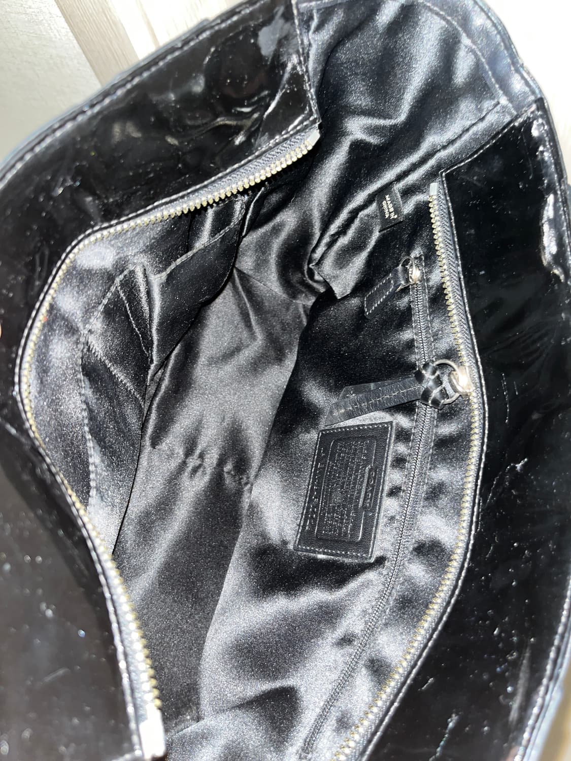 코치 블랙 페이턴트 가방 coach 에나멜 y2k 상품이미지4