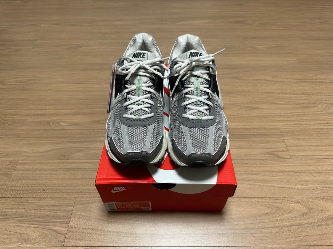 (W) 290 나이키 줌 보메로 5 코블스톤 앤 플랫 퓨터 상품이미지3