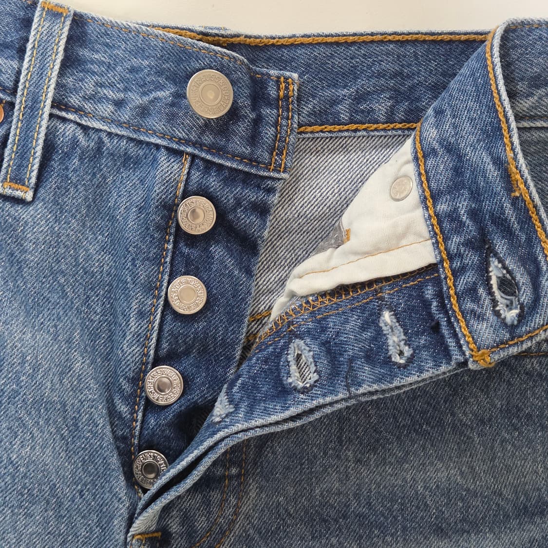 리바이스 501 빅E 프리미엄 우먼 핫팬츠 24 상품이미지4