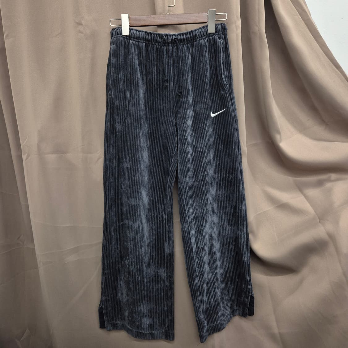 나이키 벨루어 코듀로이 와이드 팬츠 M 상품이미지1