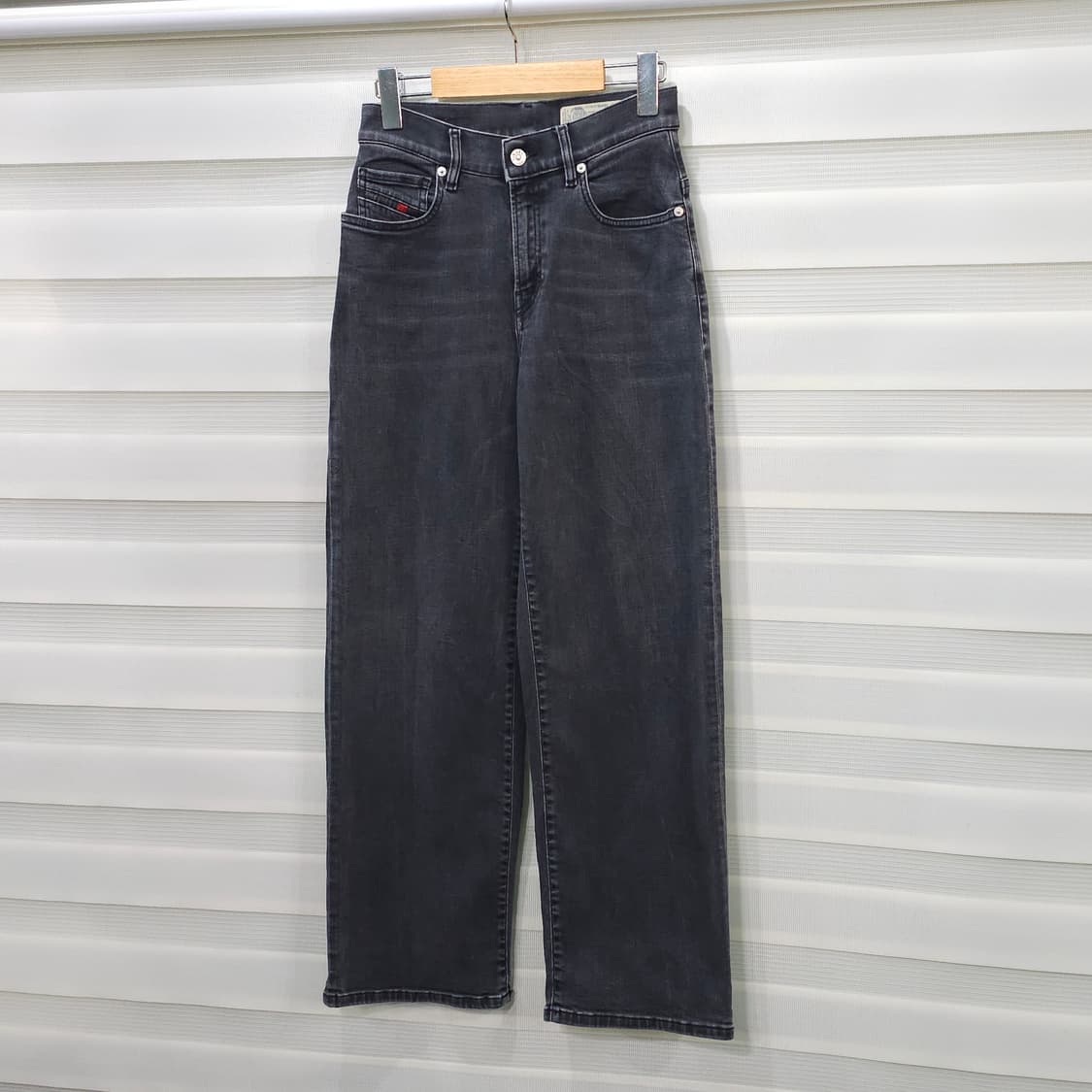 디젤 흑청 우먼 데님팬츠- 24사이즈 상품이미지2