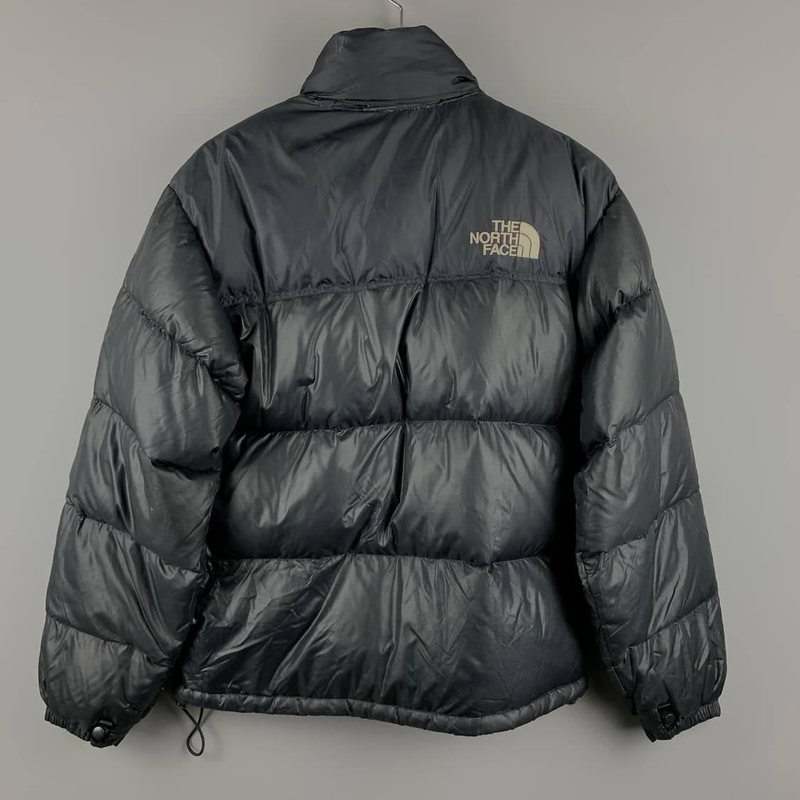 노스페이스 미주판 눕시 레트로 700 블랙 패딩 상품이미지3