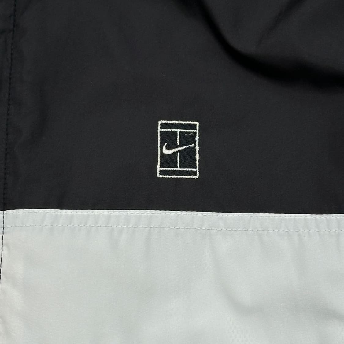 NIKE 올드스쿨 테니스 바람막이 자켓 M 상품이미지4