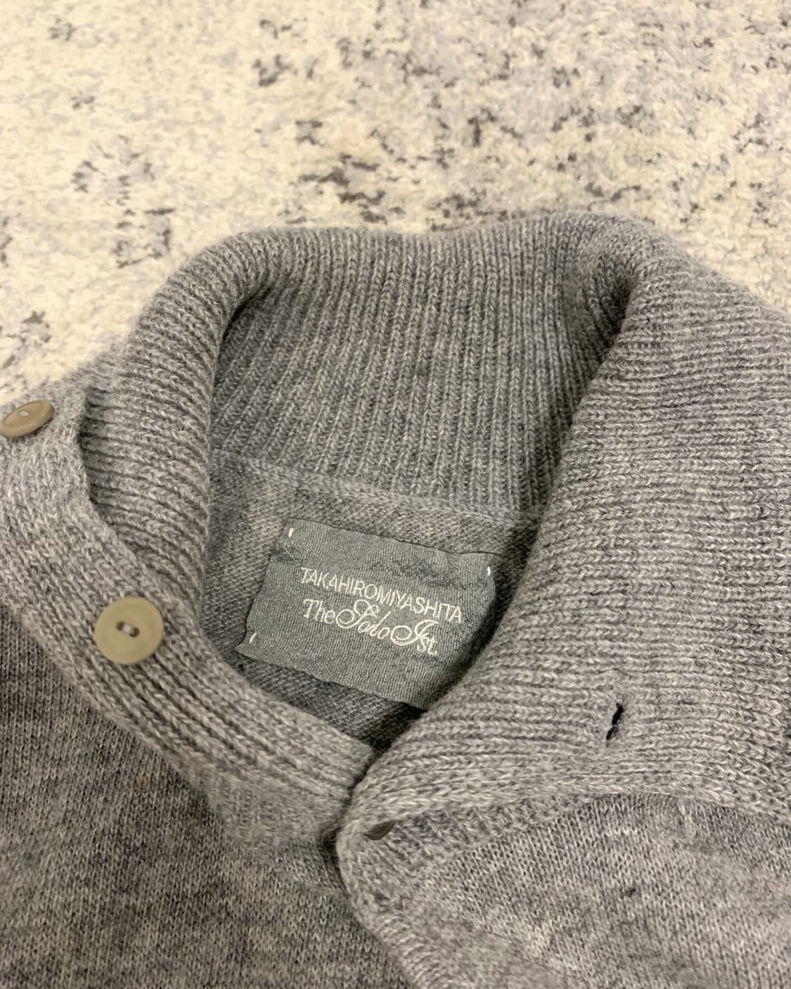 타카히로 미야시타 더 솔로이스트 버튼 스웨터 상품이미지4