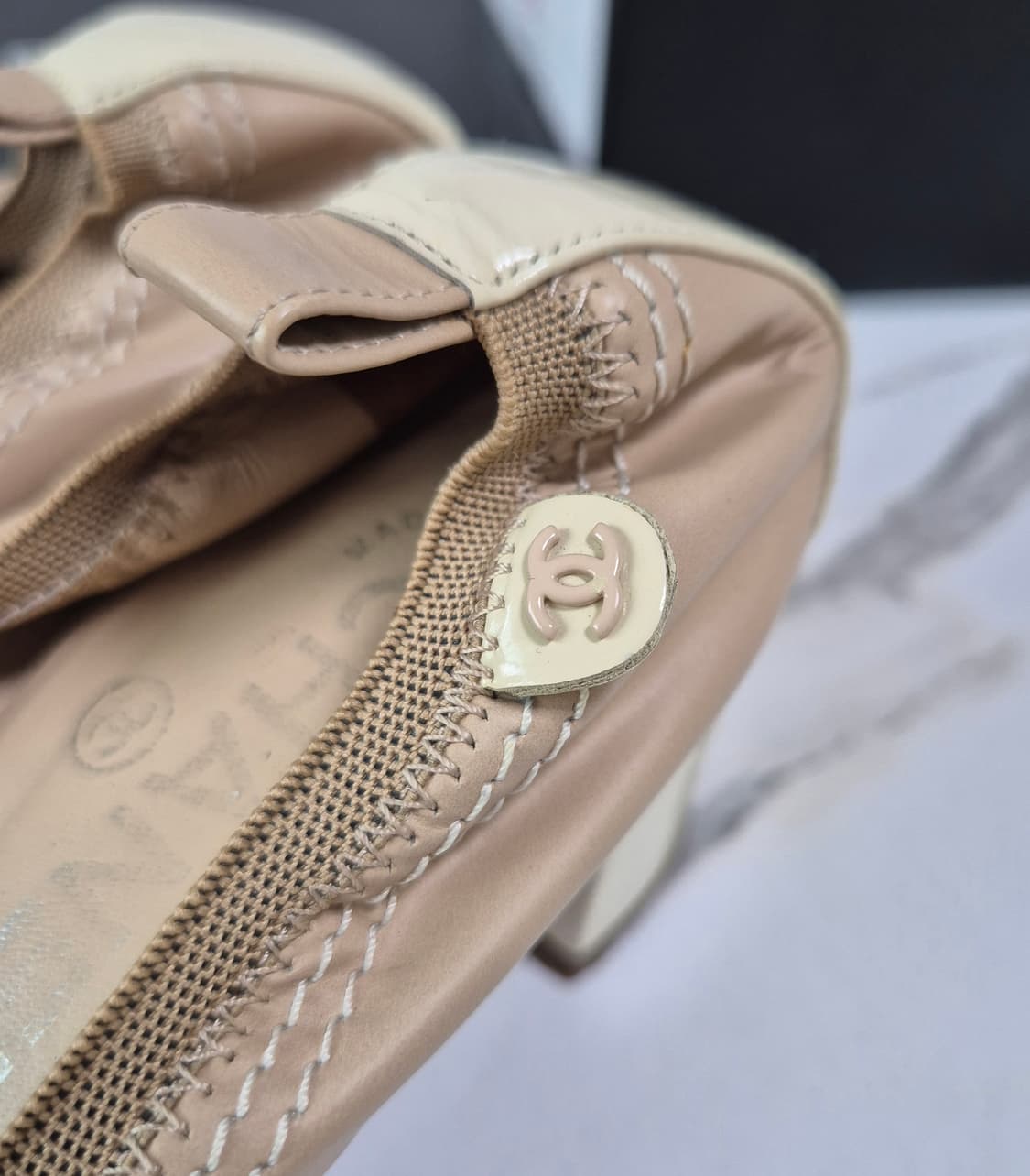 (정품) 샤넬 아이보리 페이던트 밴딩 구두 36.5 상품이미지3