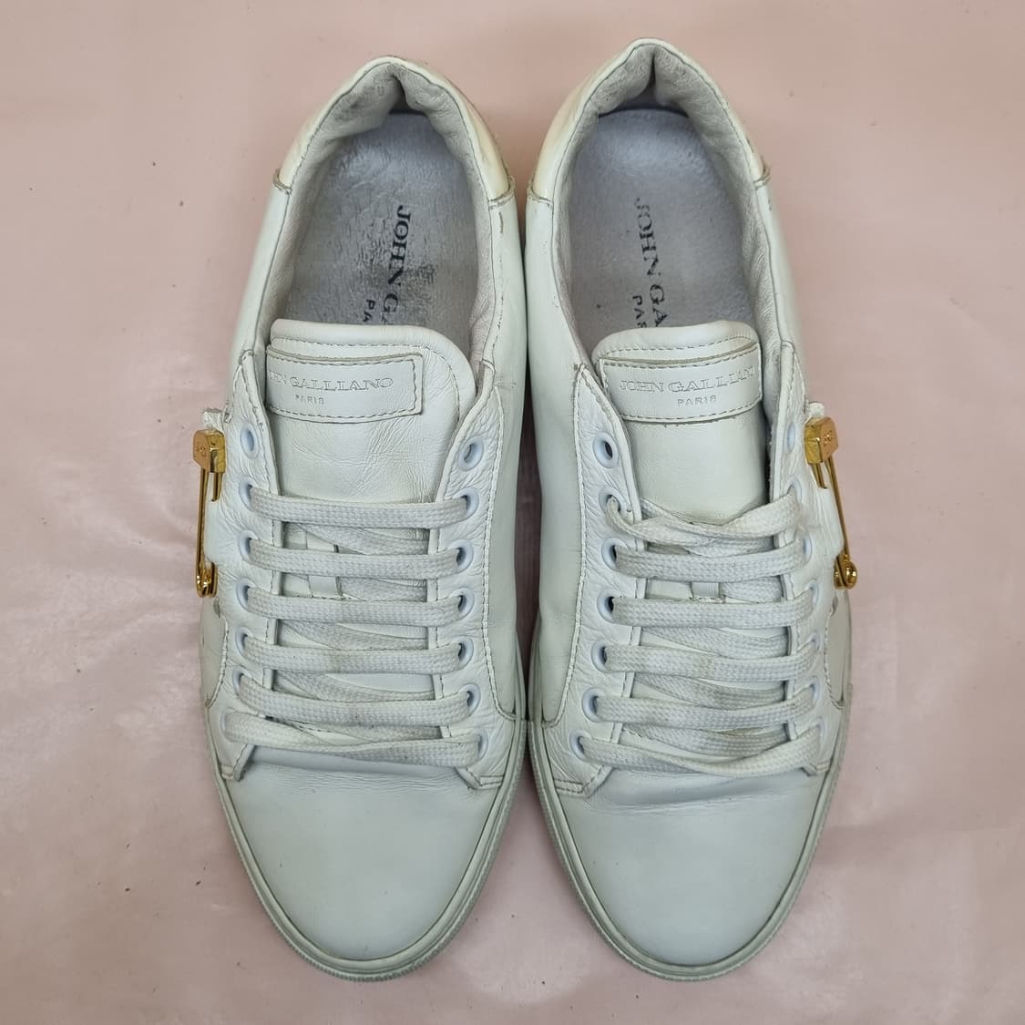존 갈리아노 금색로고 운동화 250 상품이미지2