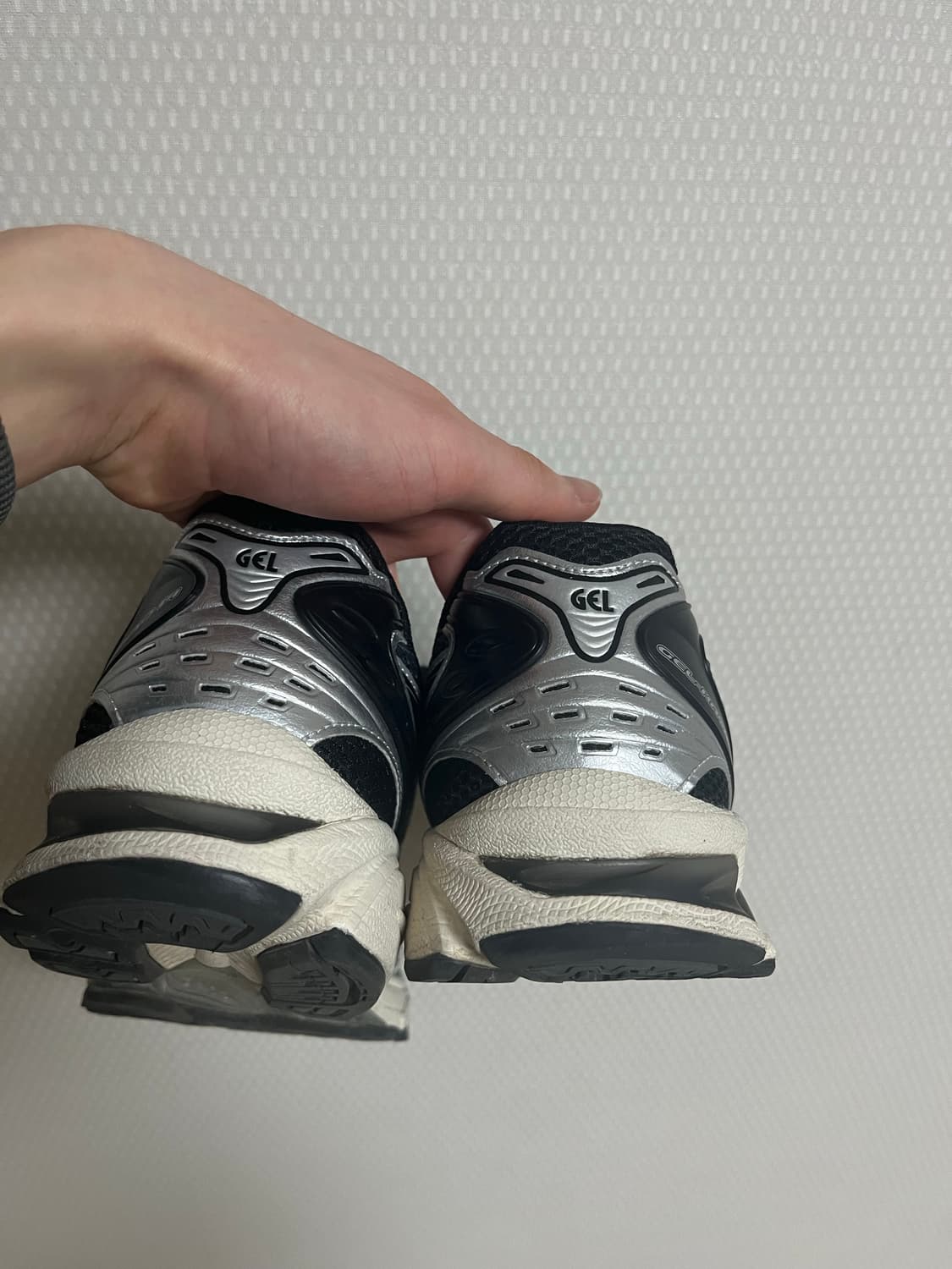 아식스 언리미티드 젤카야노 14 블랙 상품이미지2