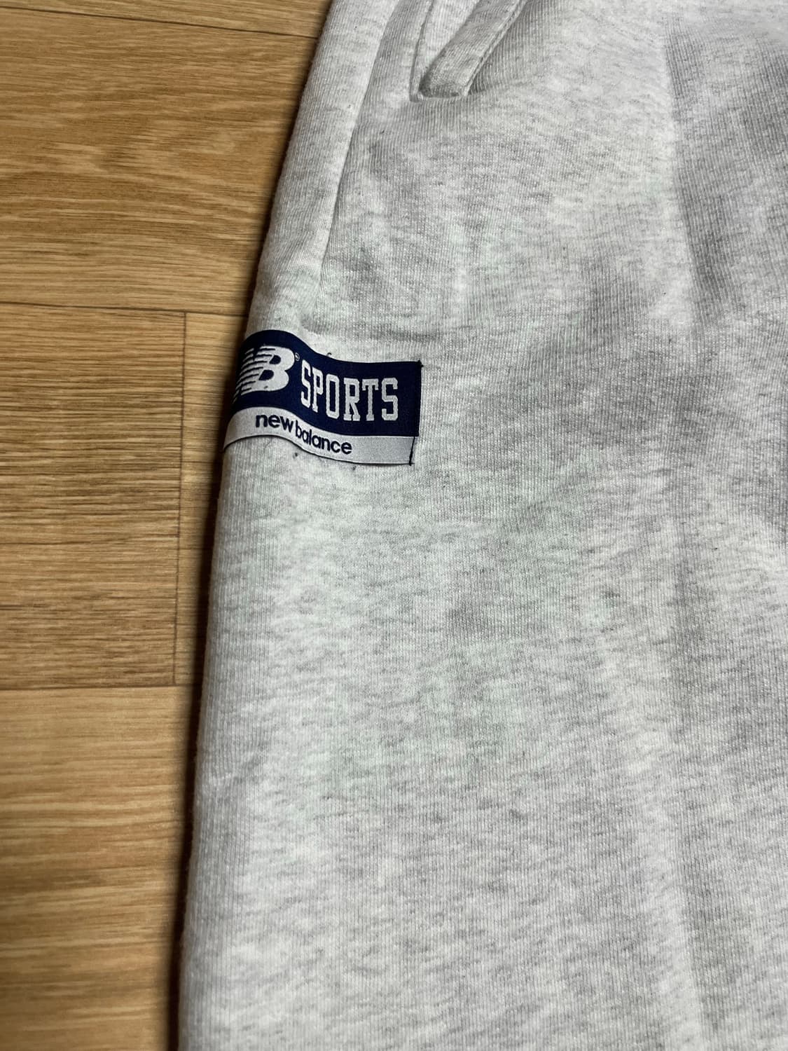 뉴발란스 아이보리 기모 트레이닝 바지 상품이미지2