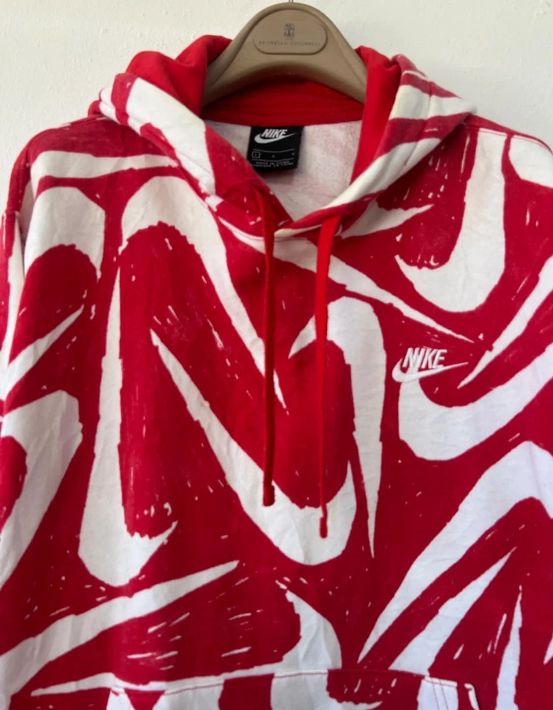 나이키 화이트스우스 약기모 후드티셔츠

 상품이미지2