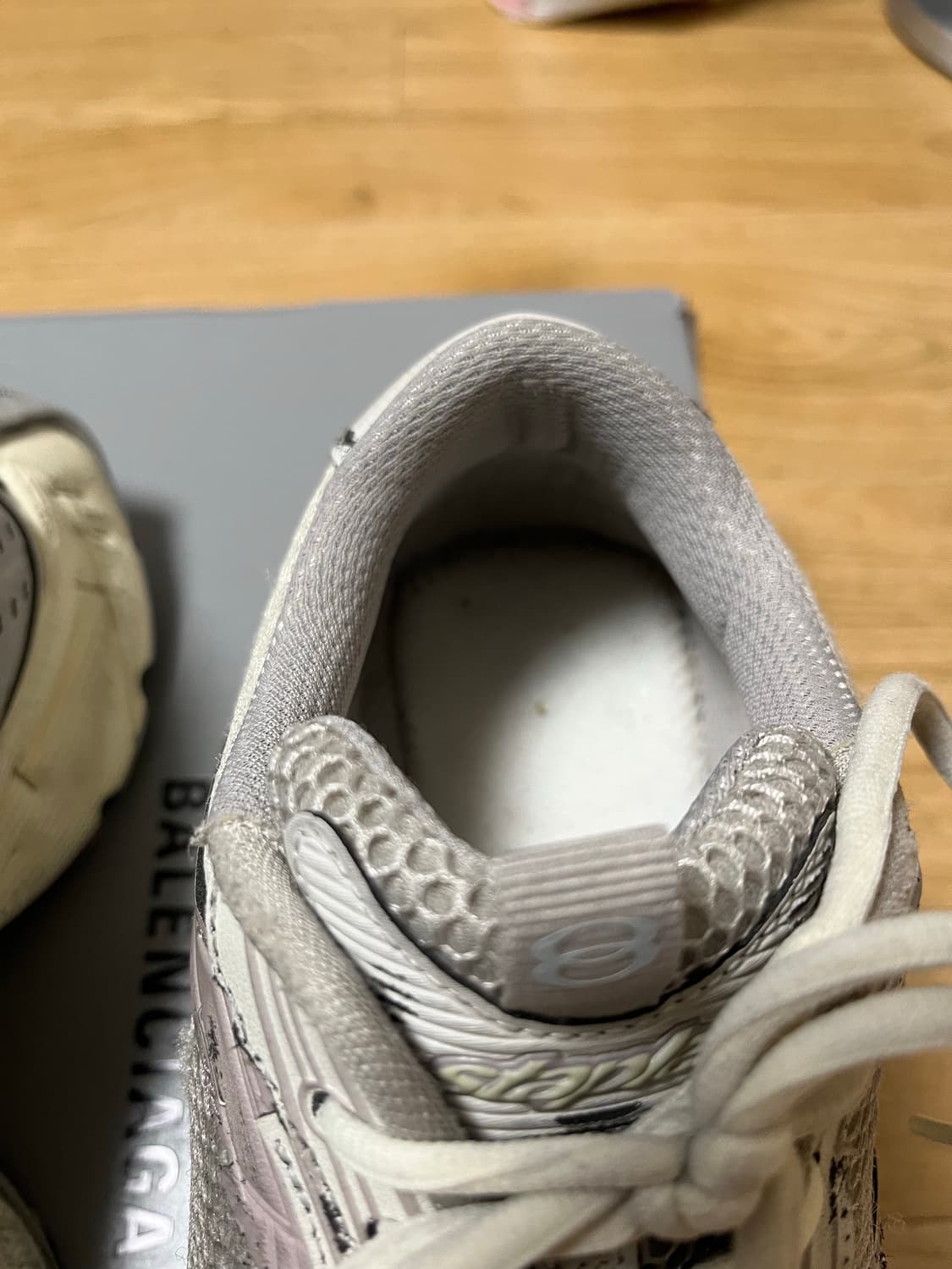 [41] 발렌시아가 스테이플러 상품이미지4