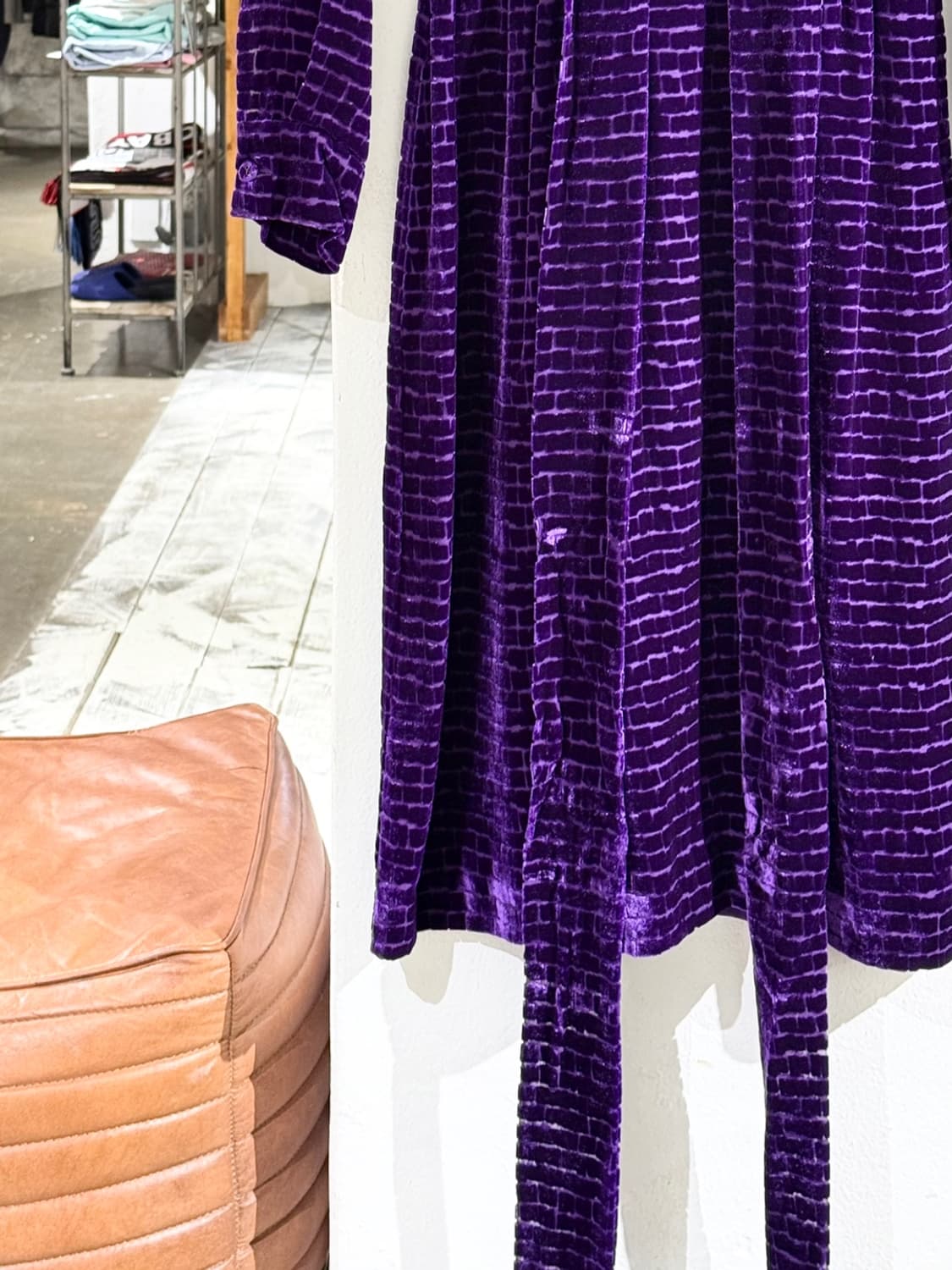 보테가베네타 퍼플 벨벳 패턴 셔츠 스트랩 드레스 상품이미지4