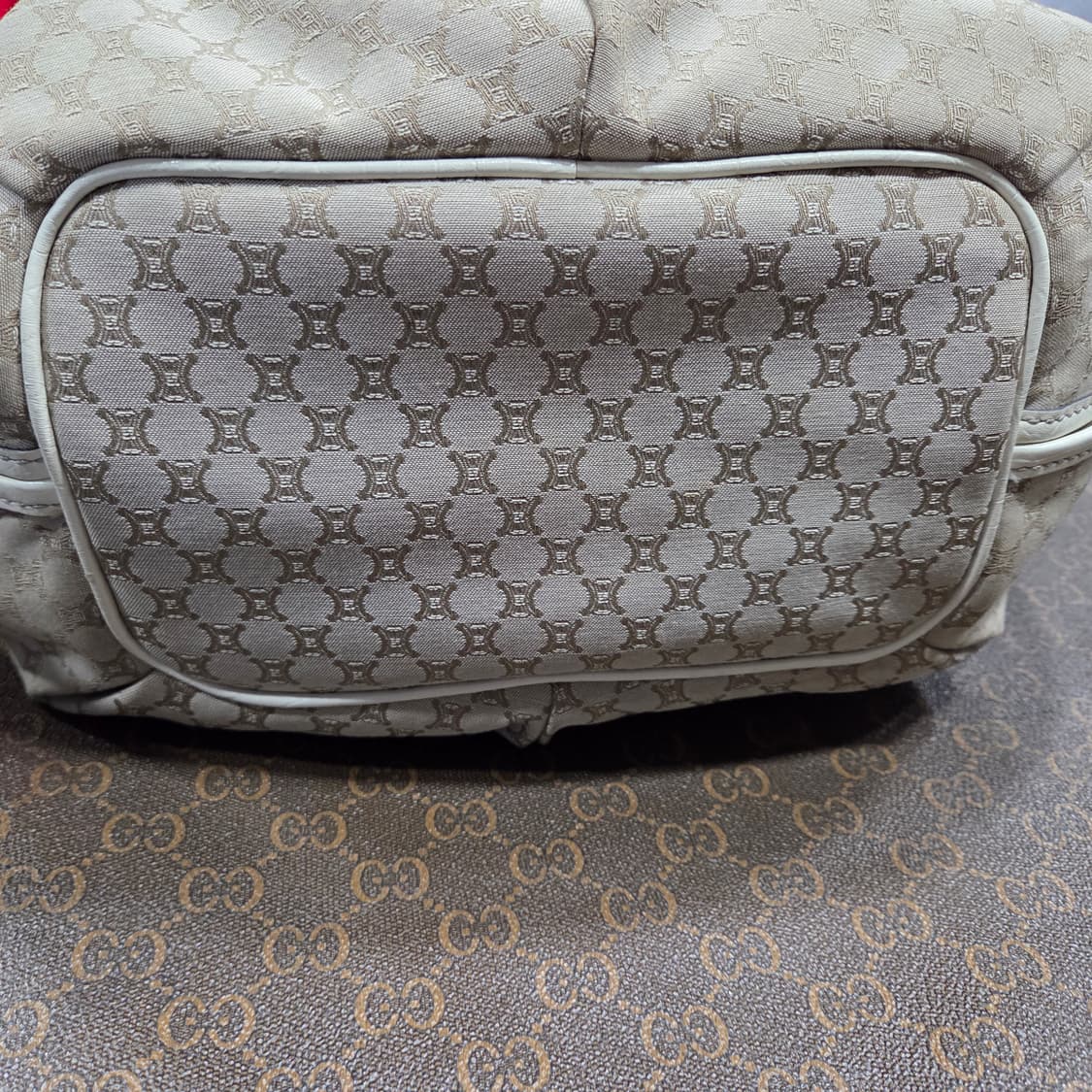 셀린느 트리오페 마카담 숄더 상품이미지8