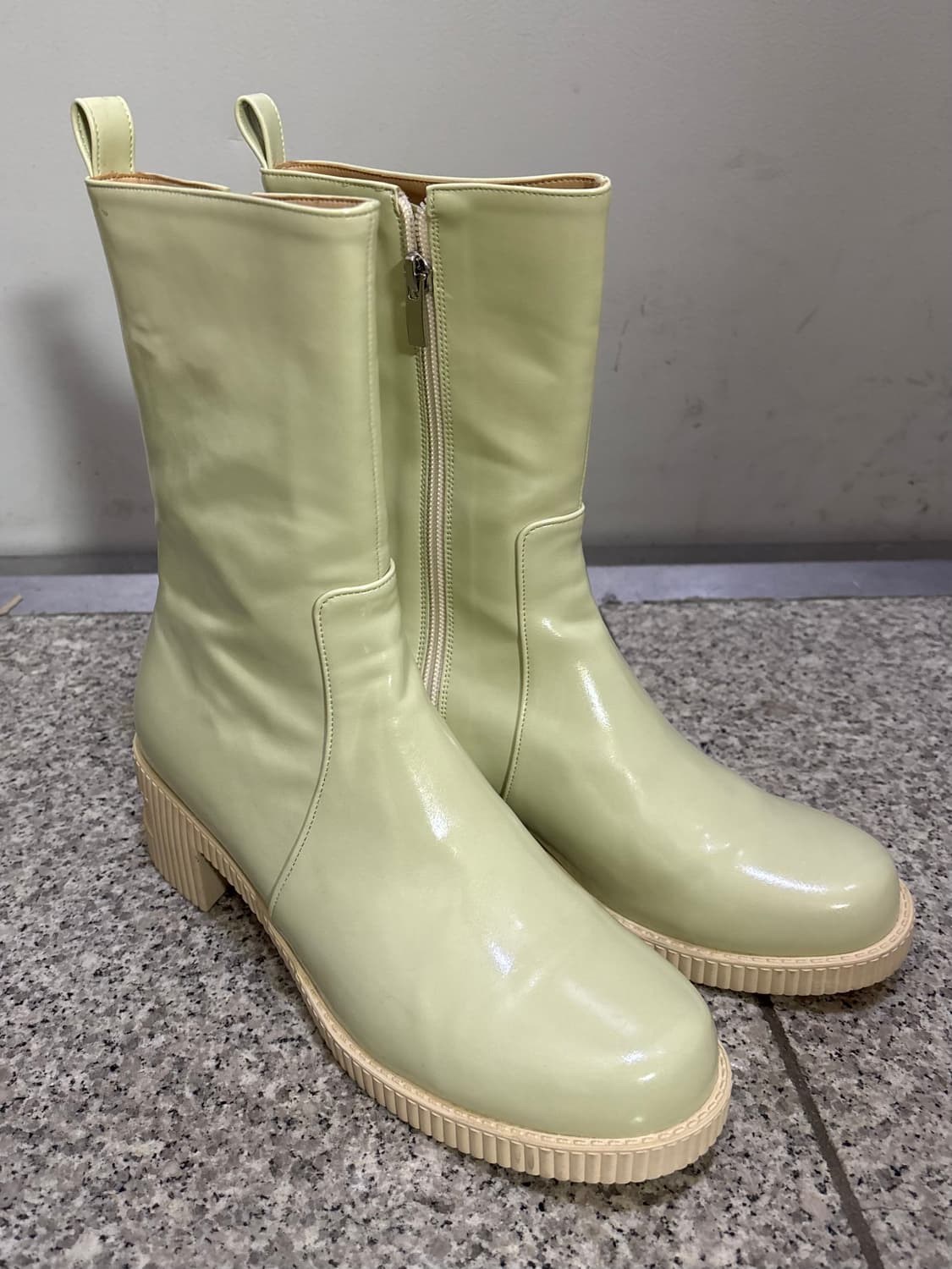 세이지 그린 포우 레더 부츠 (새상품) 상품이미지1