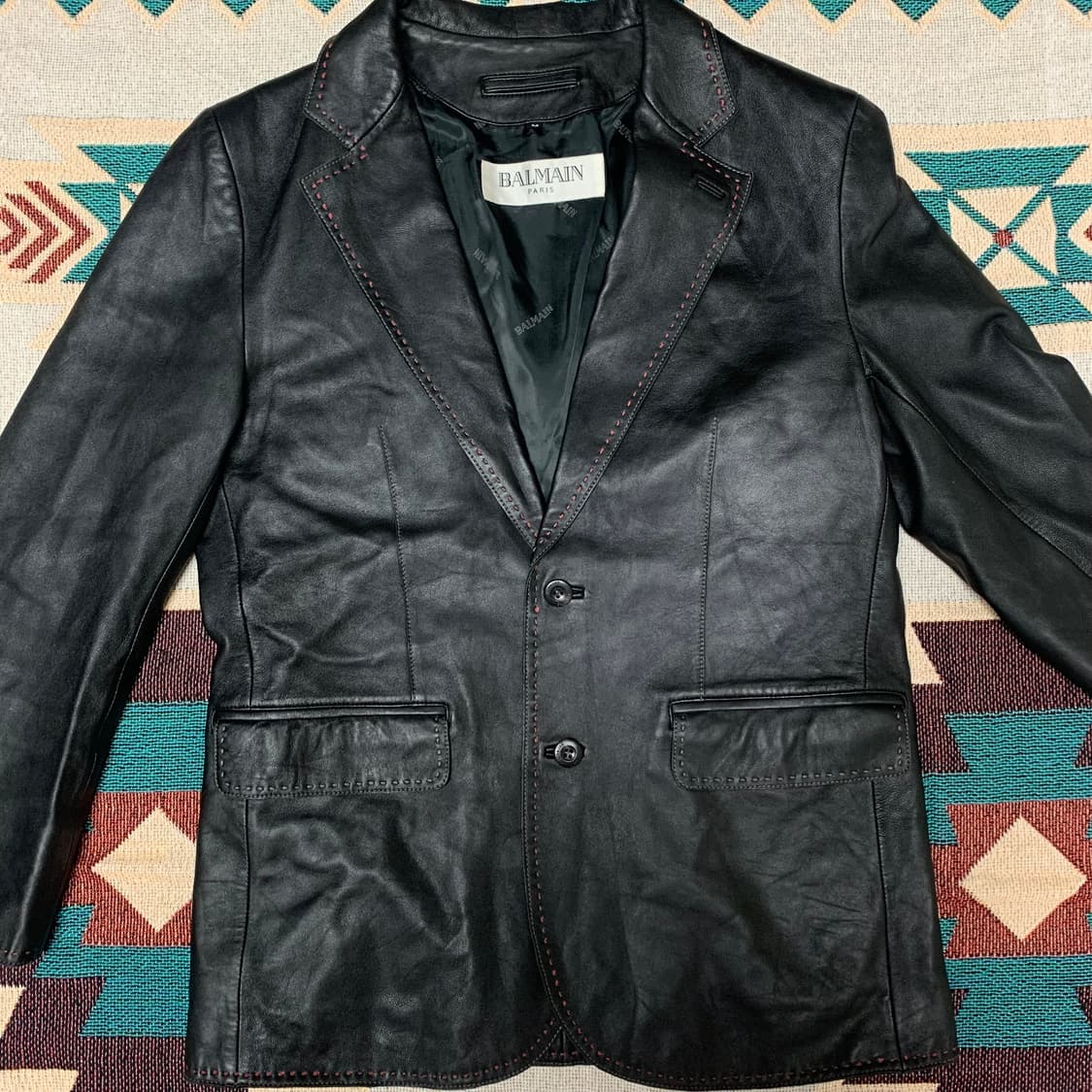 발망 레더 블레이저 레드 자수 포인트 상품이미지2