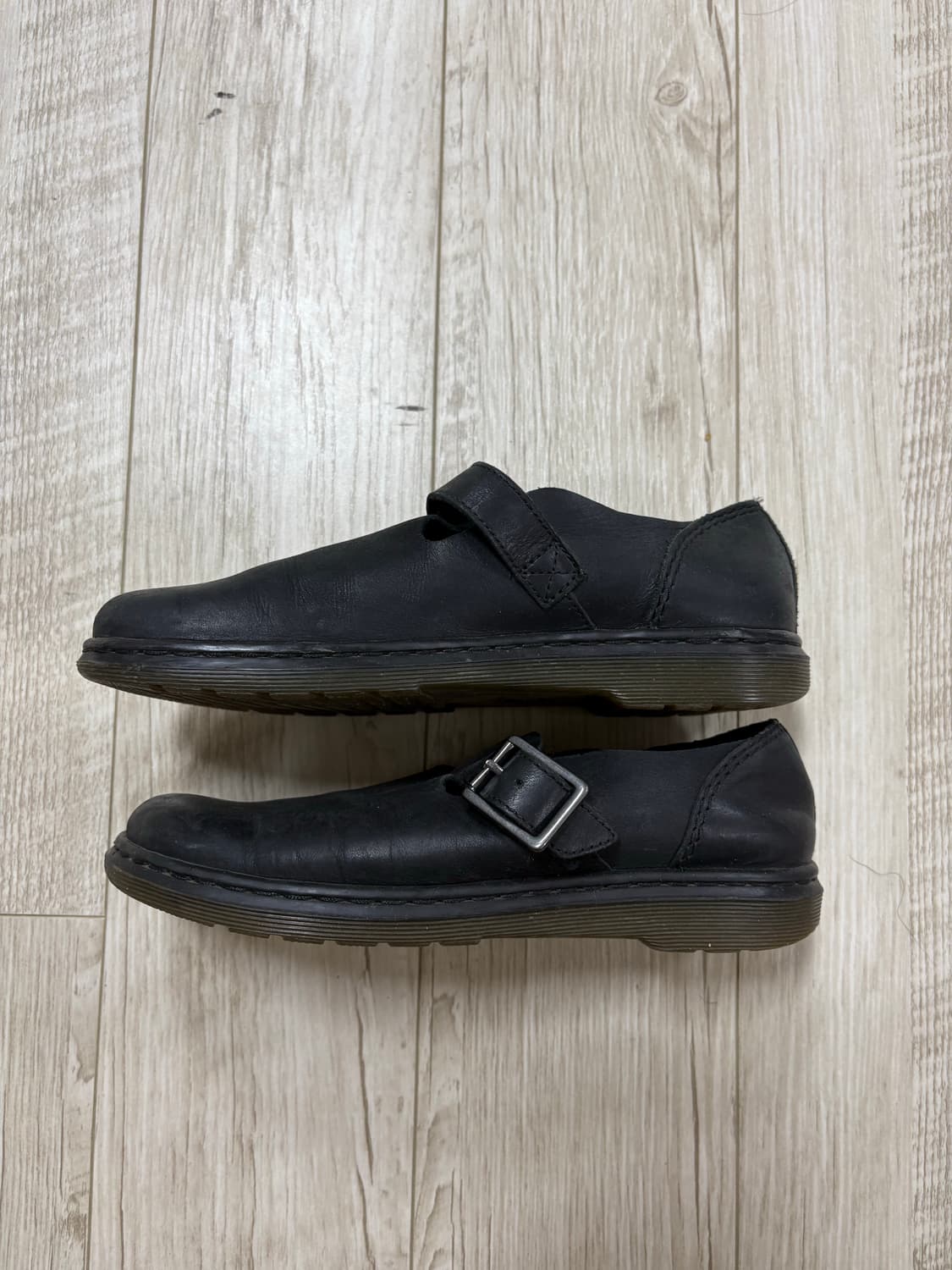 닥터마틴 패트리샤 블랙 230 상품이미지2