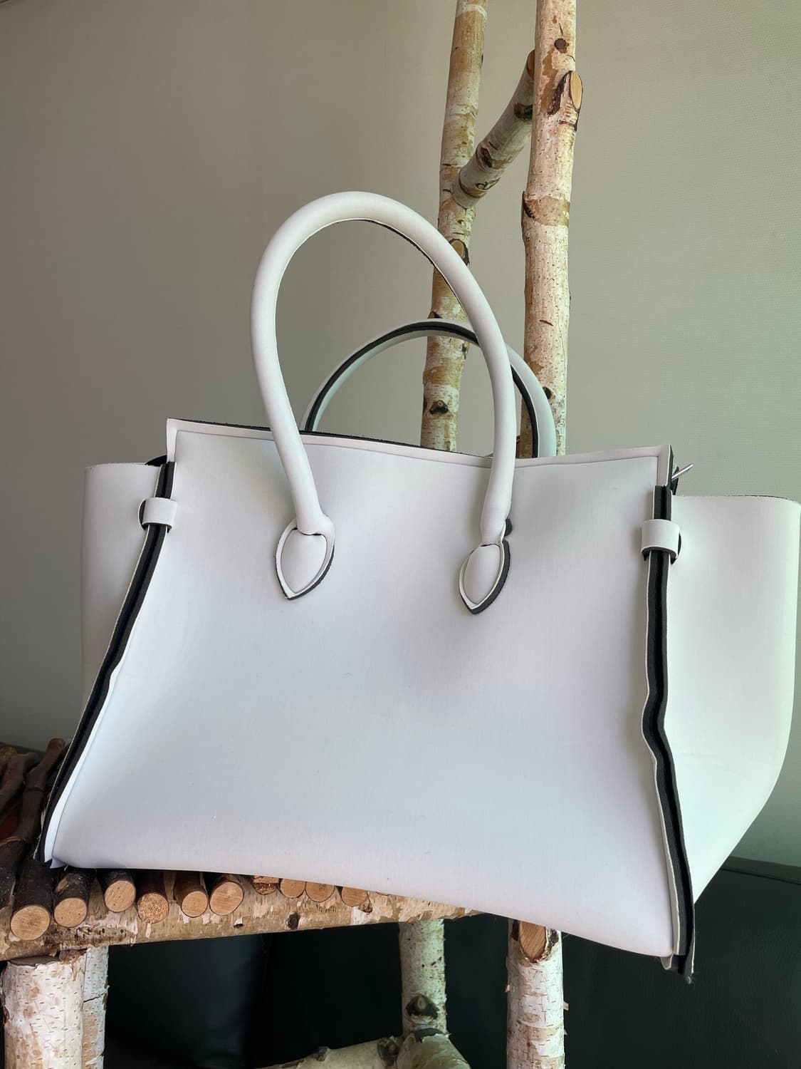 [Made in Italy] 세이브마이백 네오프렌 토트백 화이트 상품이미지2
