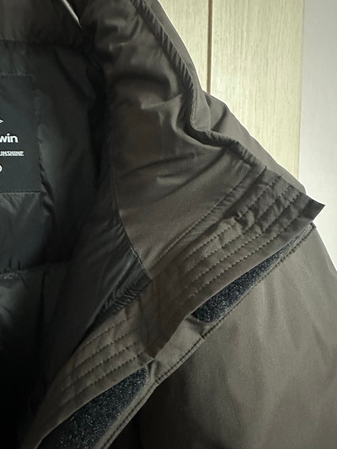 38/M) 캡틴선샤인x골드윈 고어텍스 다운 자켓 상품이미지4